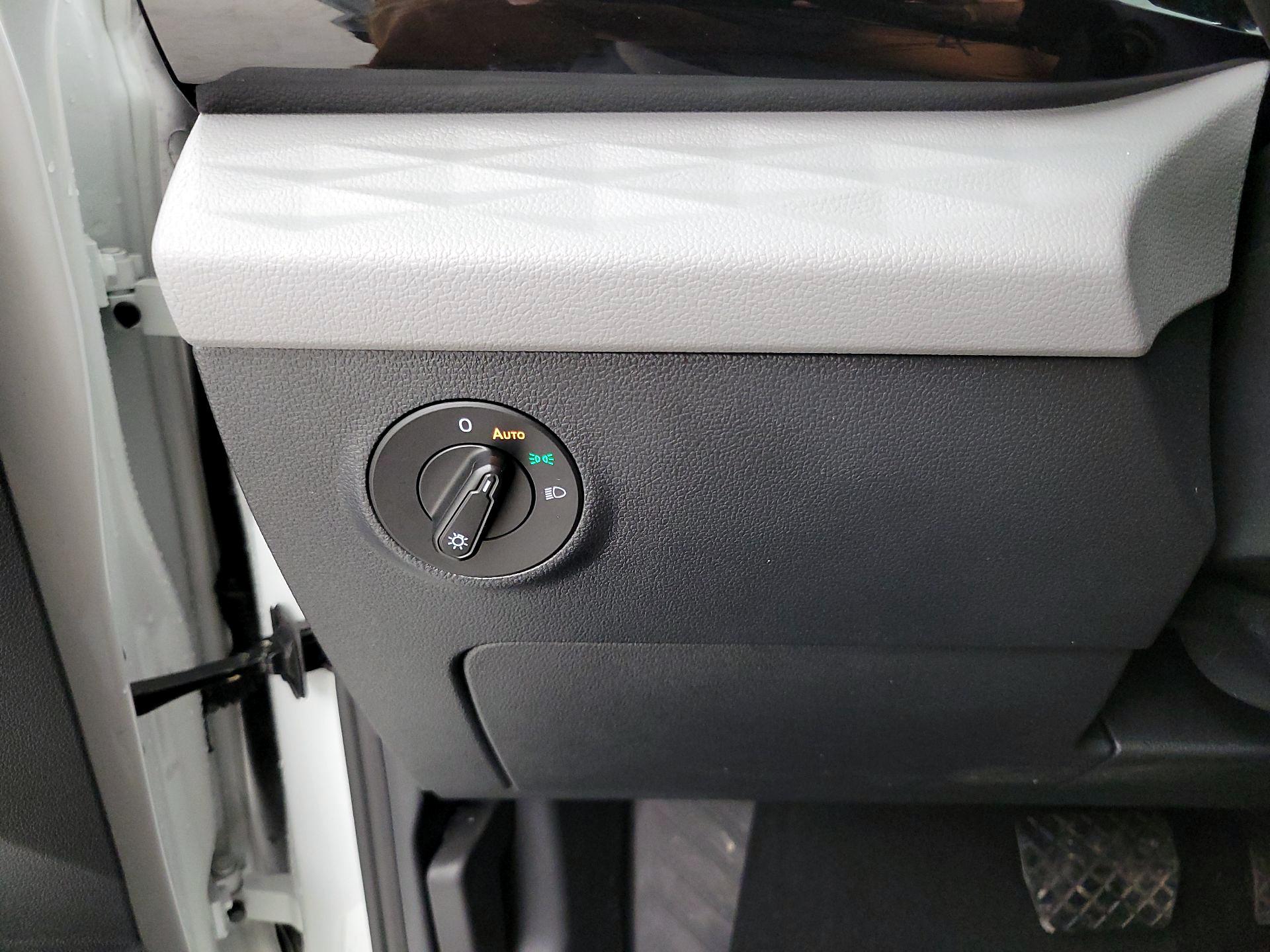 Thumbnail: 2024 Volkswagen Taos - 13