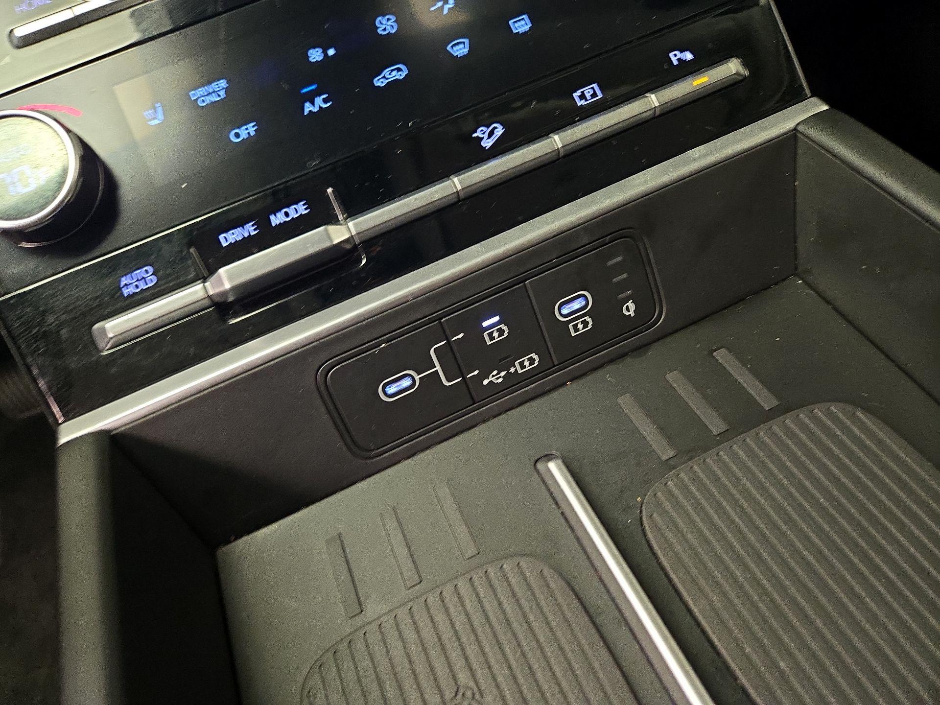 Thumbnail: 2025 Hyundai Santa Fe - 18