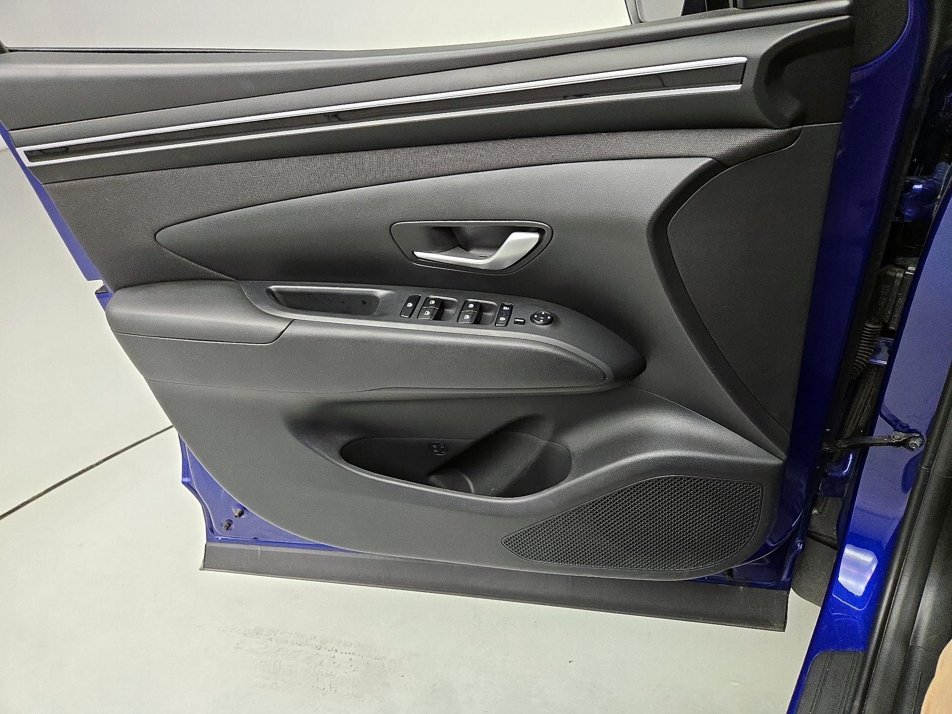 Thumbnail: 2024 Hyundai Tucson - 12