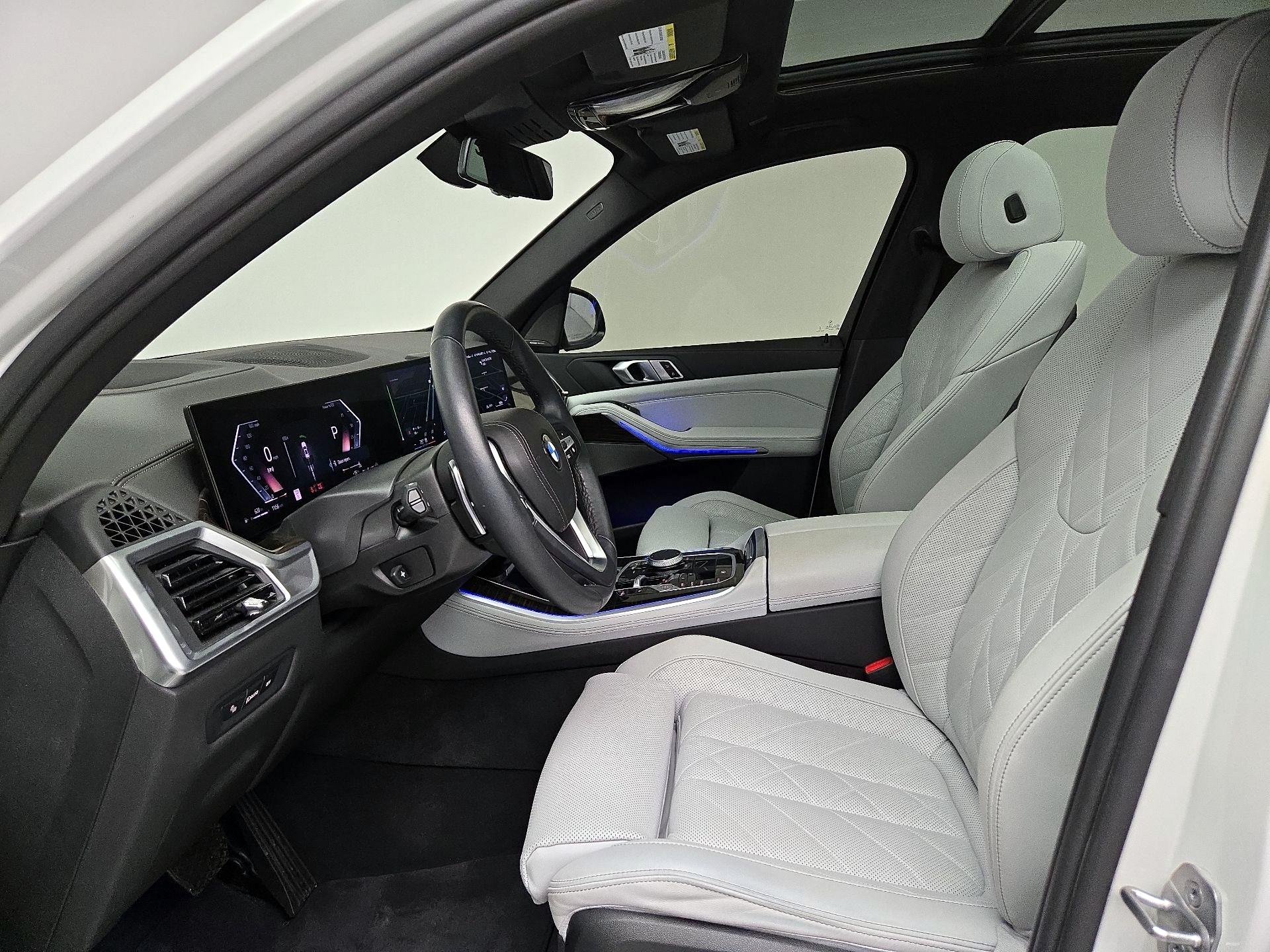 Thumbnail: 2024 BMW X5 - 11
