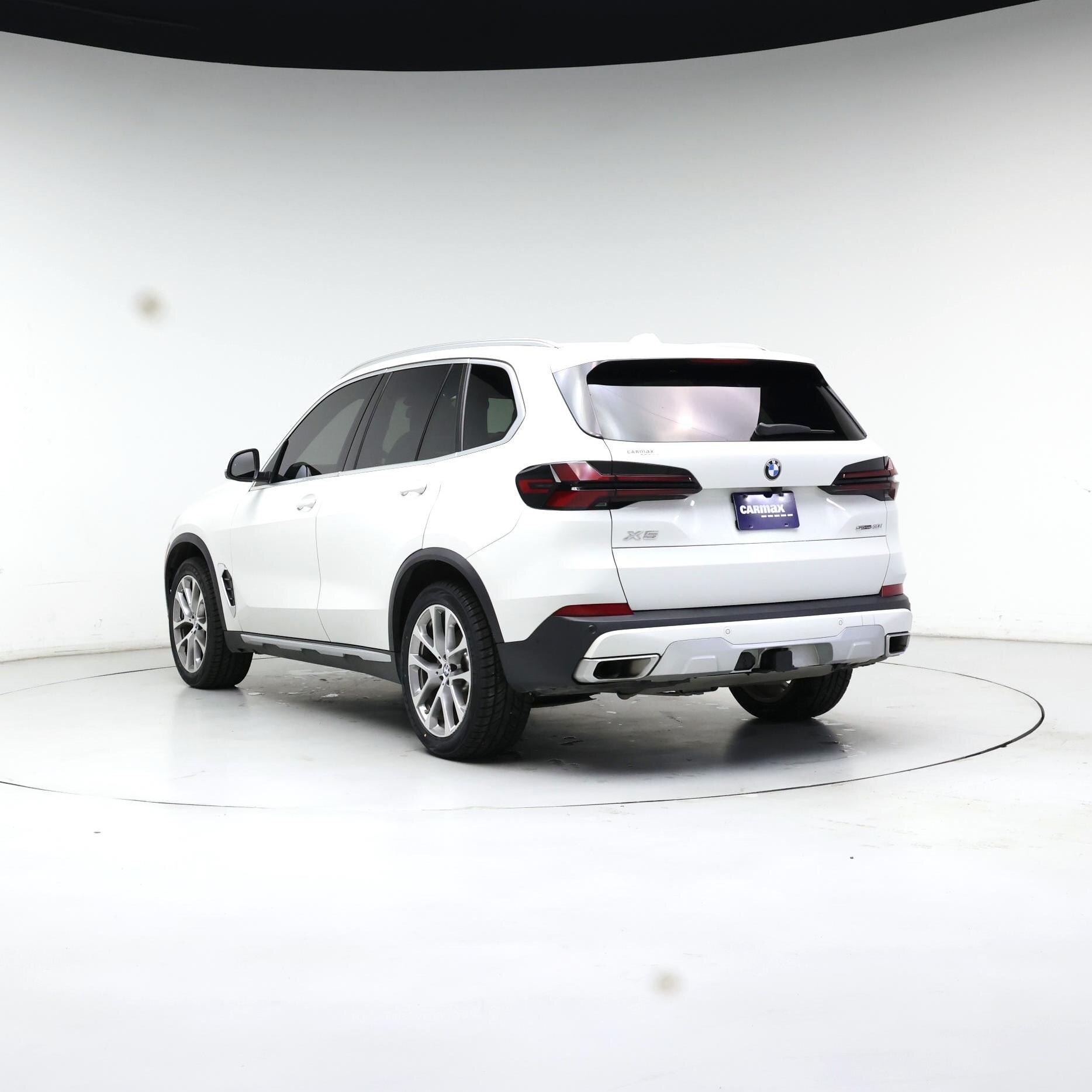Thumbnail: 2024 BMW X5 - 2