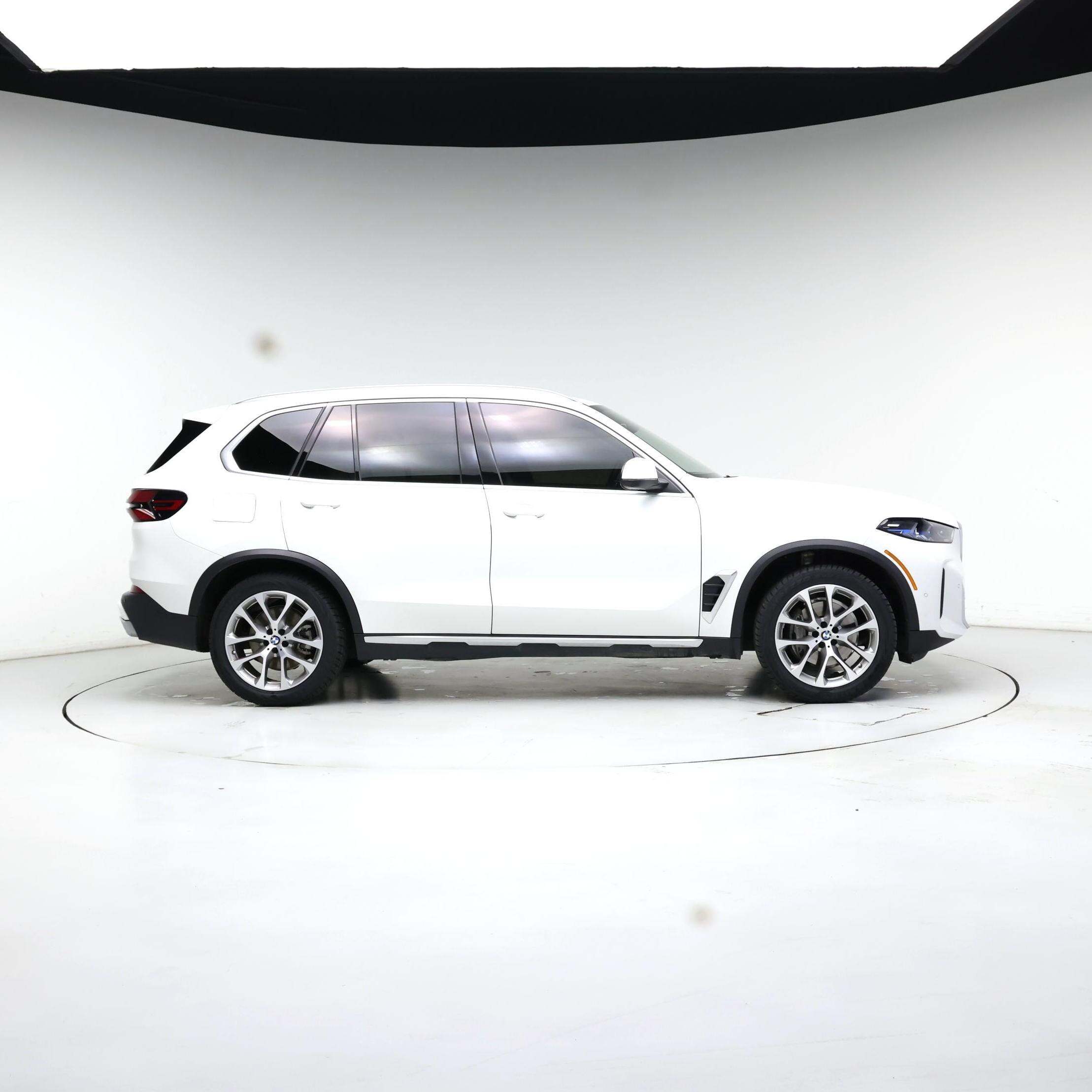 Thumbnail: 2024 BMW X5 - 7