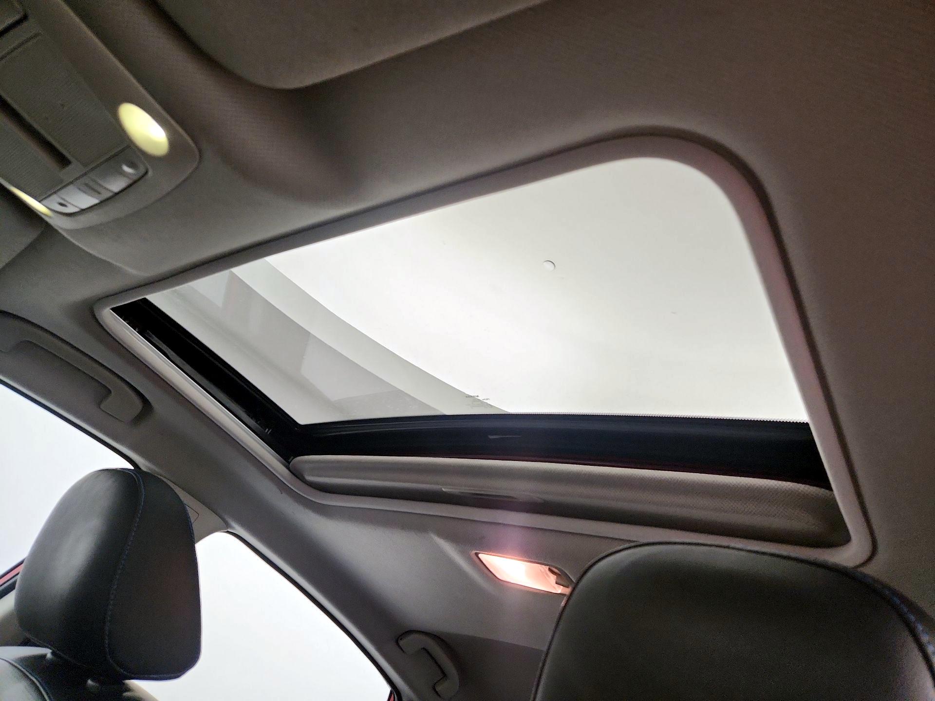 Thumbnail: 2019 Nissan Sentra - 19