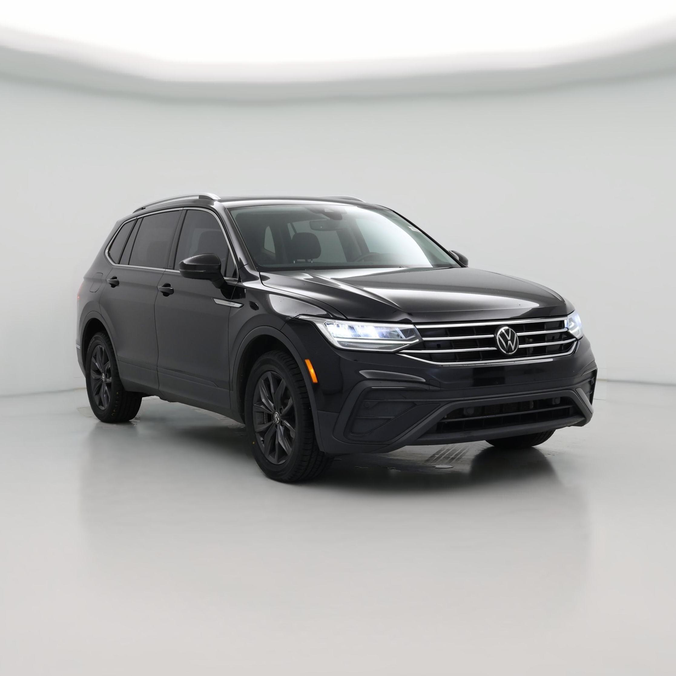 Thumbnail: 2022 Volkswagen Tiguan - 1