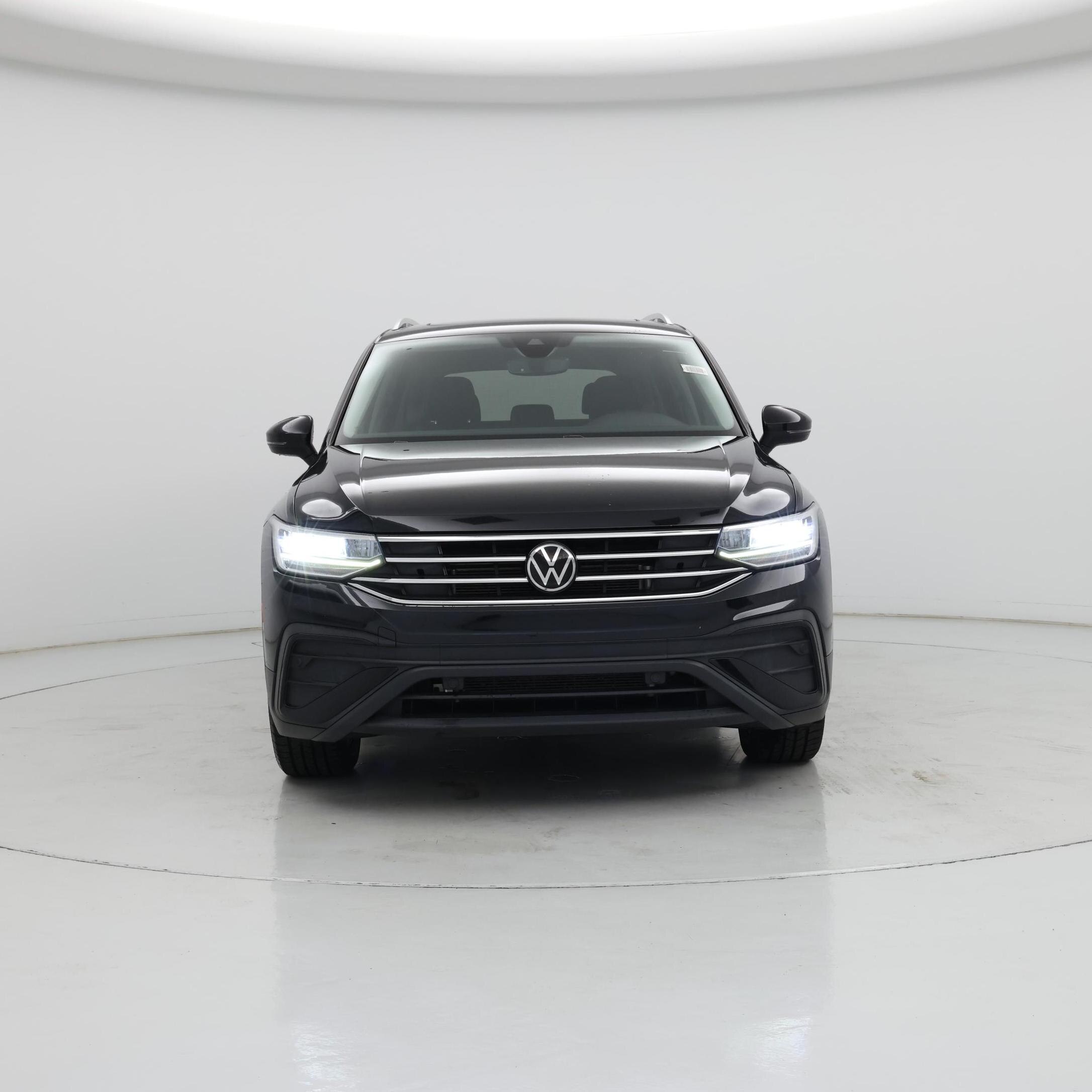 Thumbnail: 2022 Volkswagen Tiguan - 5