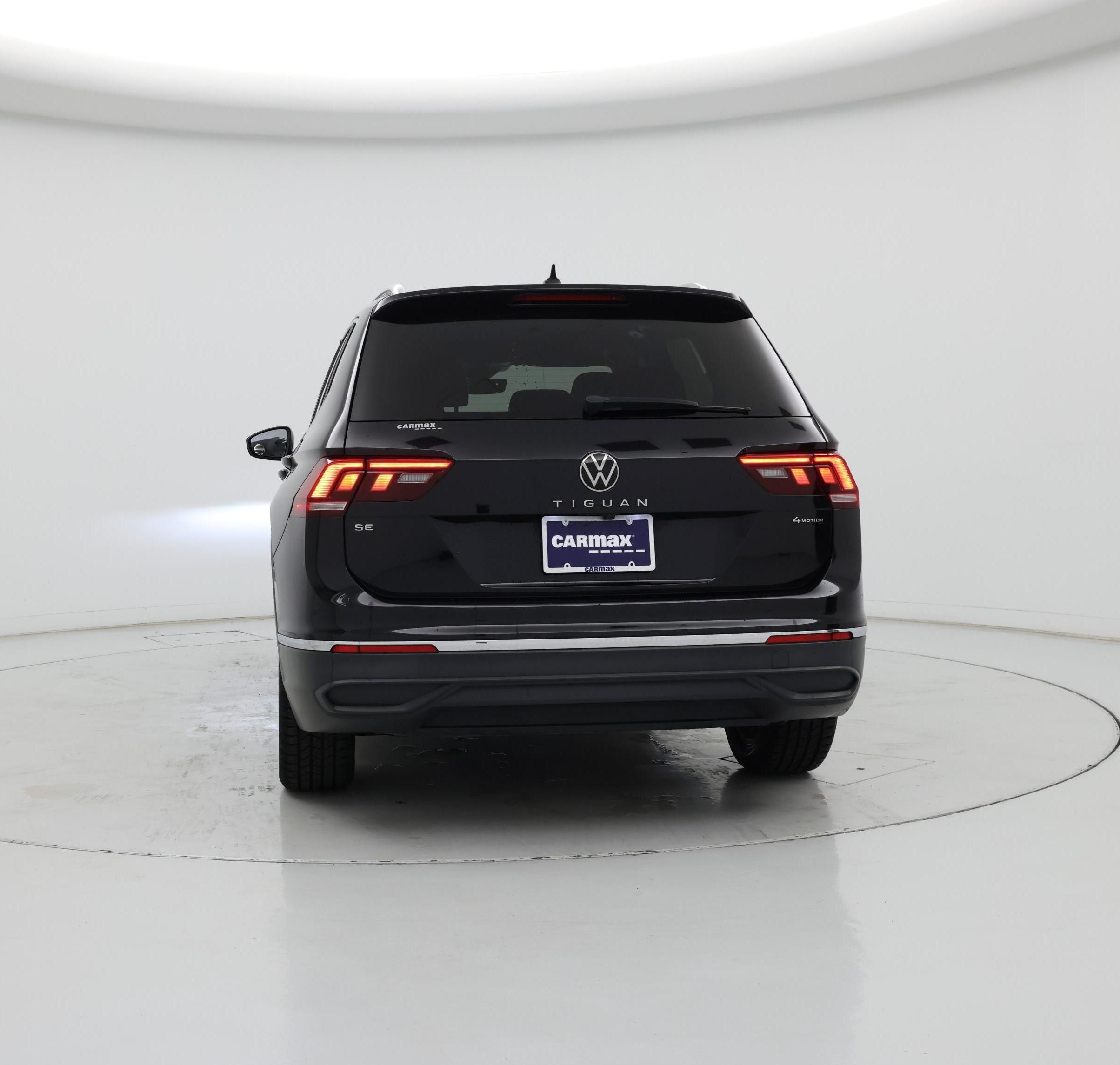 Thumbnail: 2022 Volkswagen Tiguan - 6