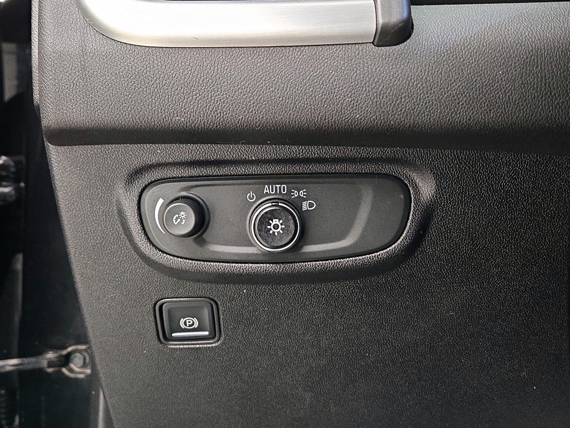 Thumbnail: 2018 GMC Terrain - 13