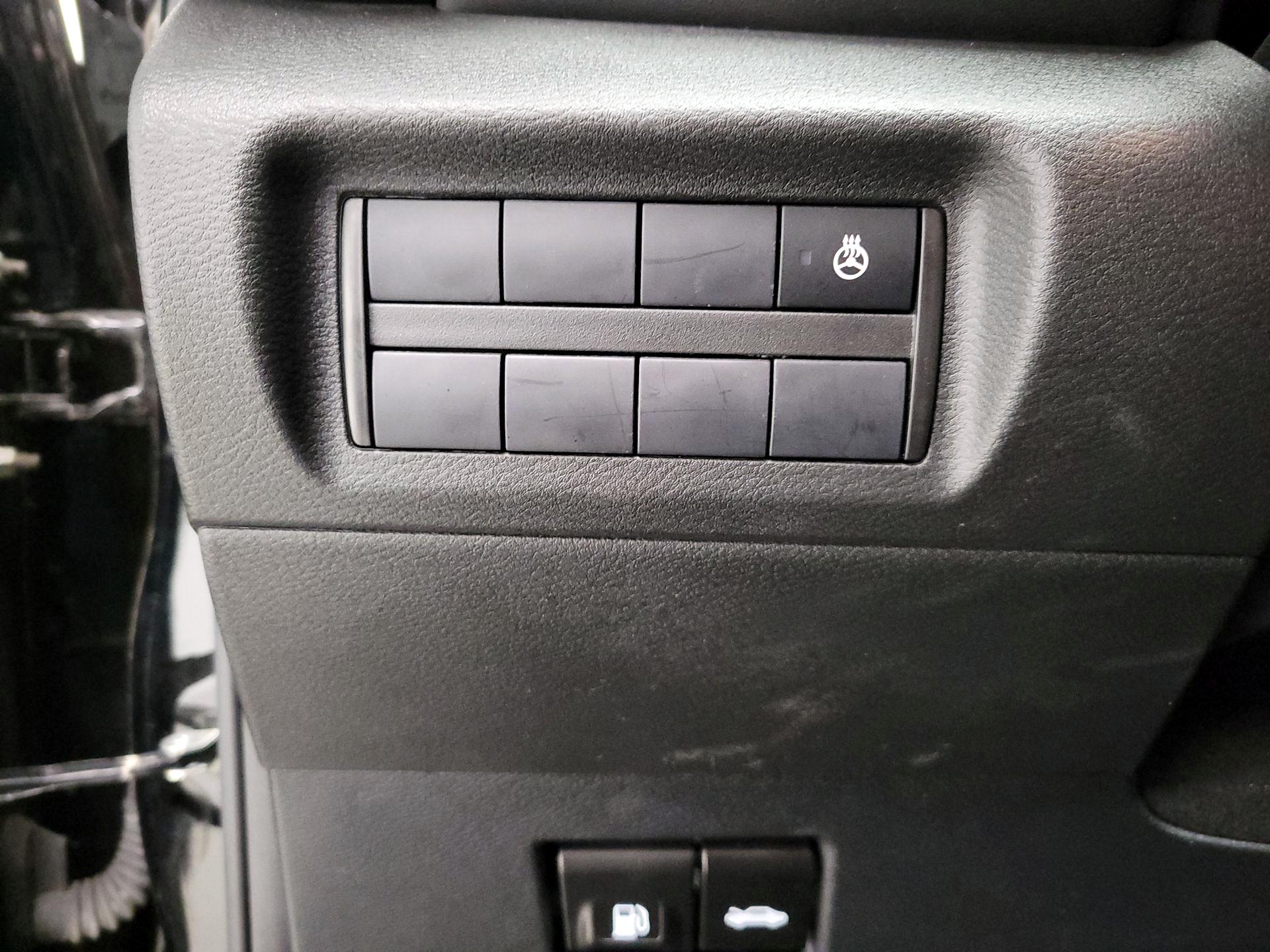 Thumbnail: 2023 Nissan Kicks - 13