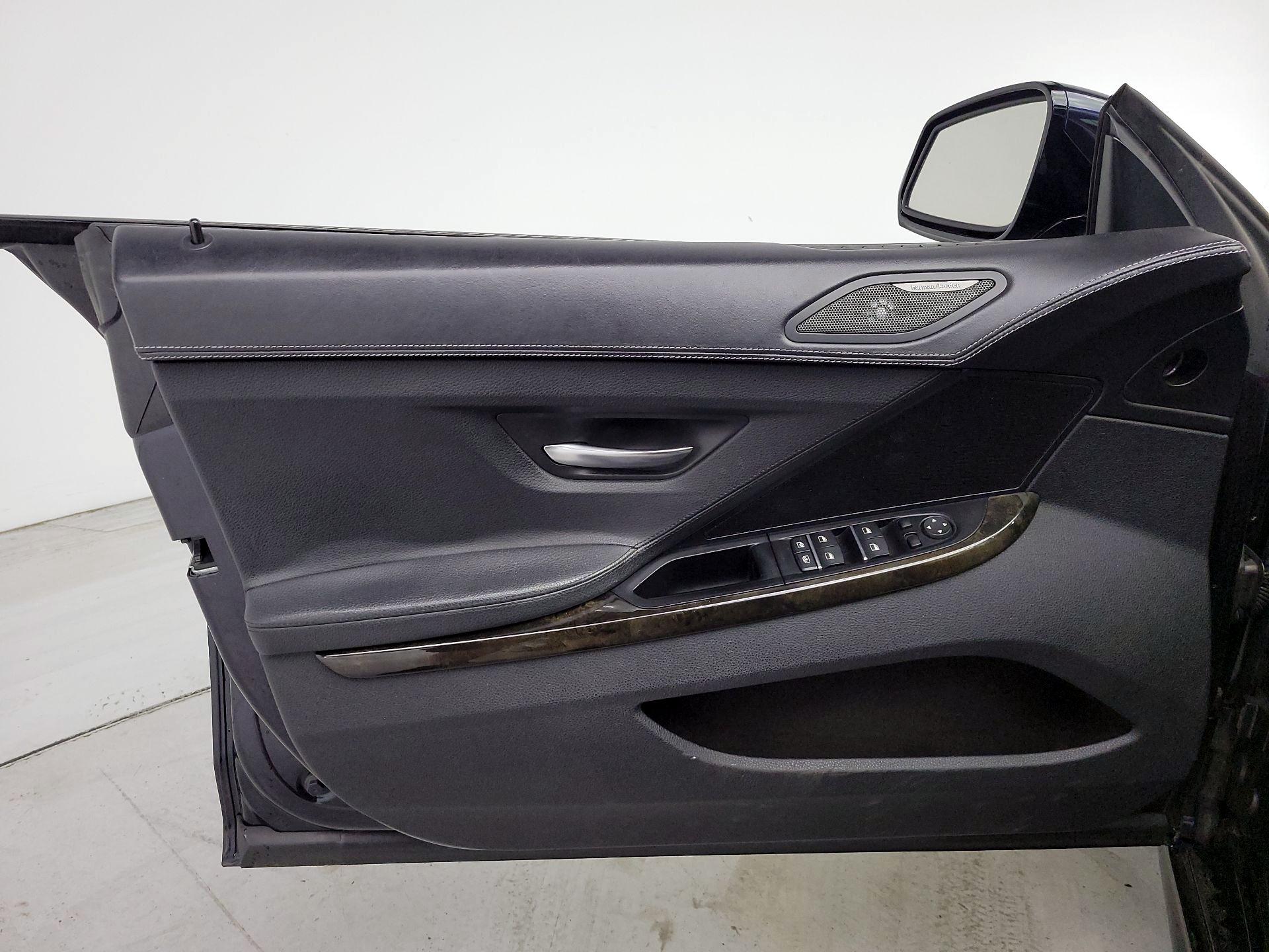 Thumbnail: 2016 BMW 6 Series - 12