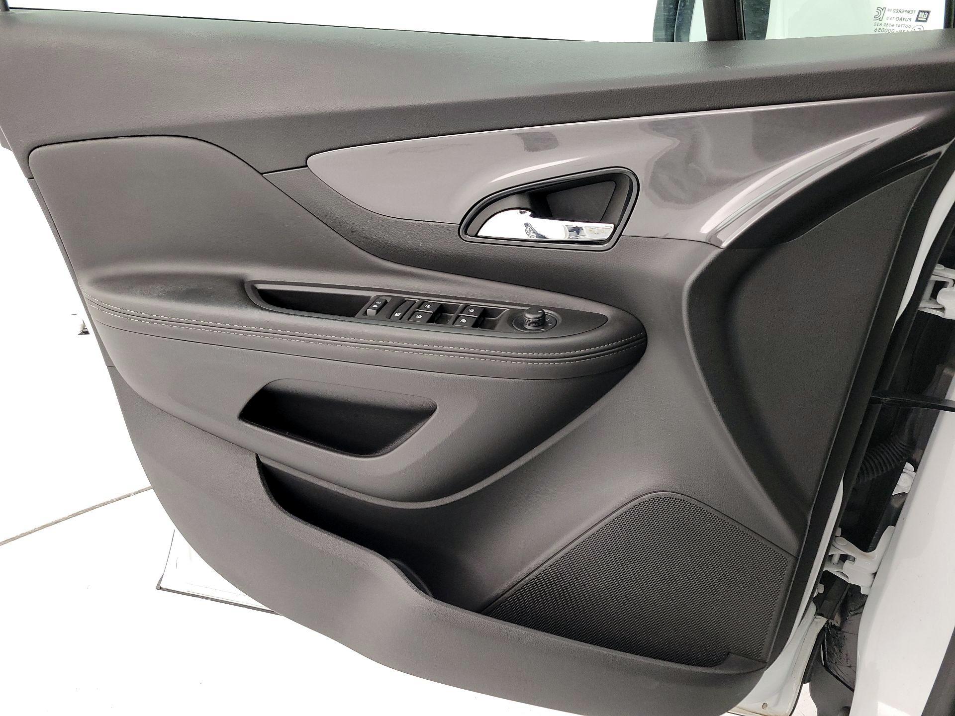 Thumbnail: 2022 Buick Encore - 12