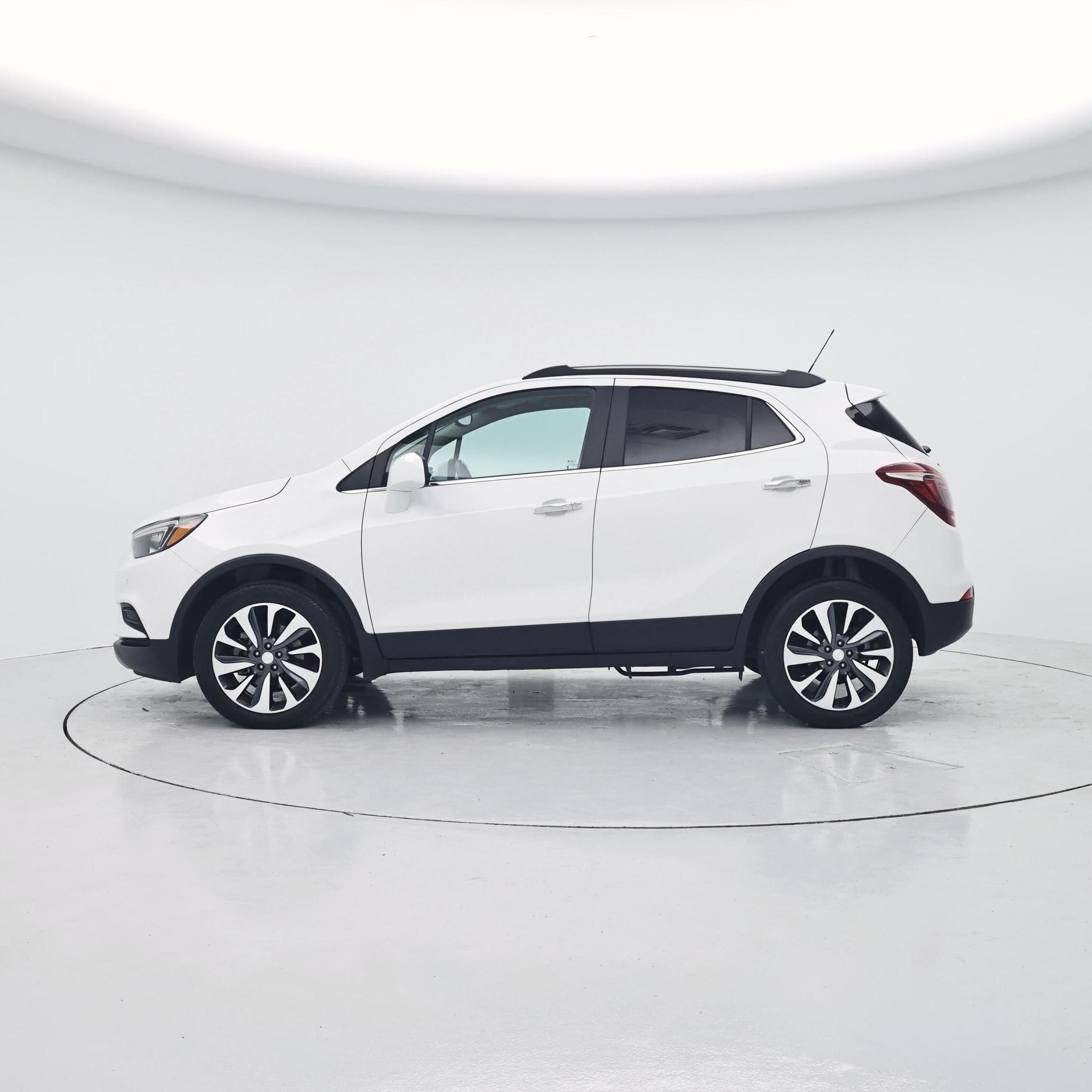 Thumbnail: 2022 Buick Encore - 3