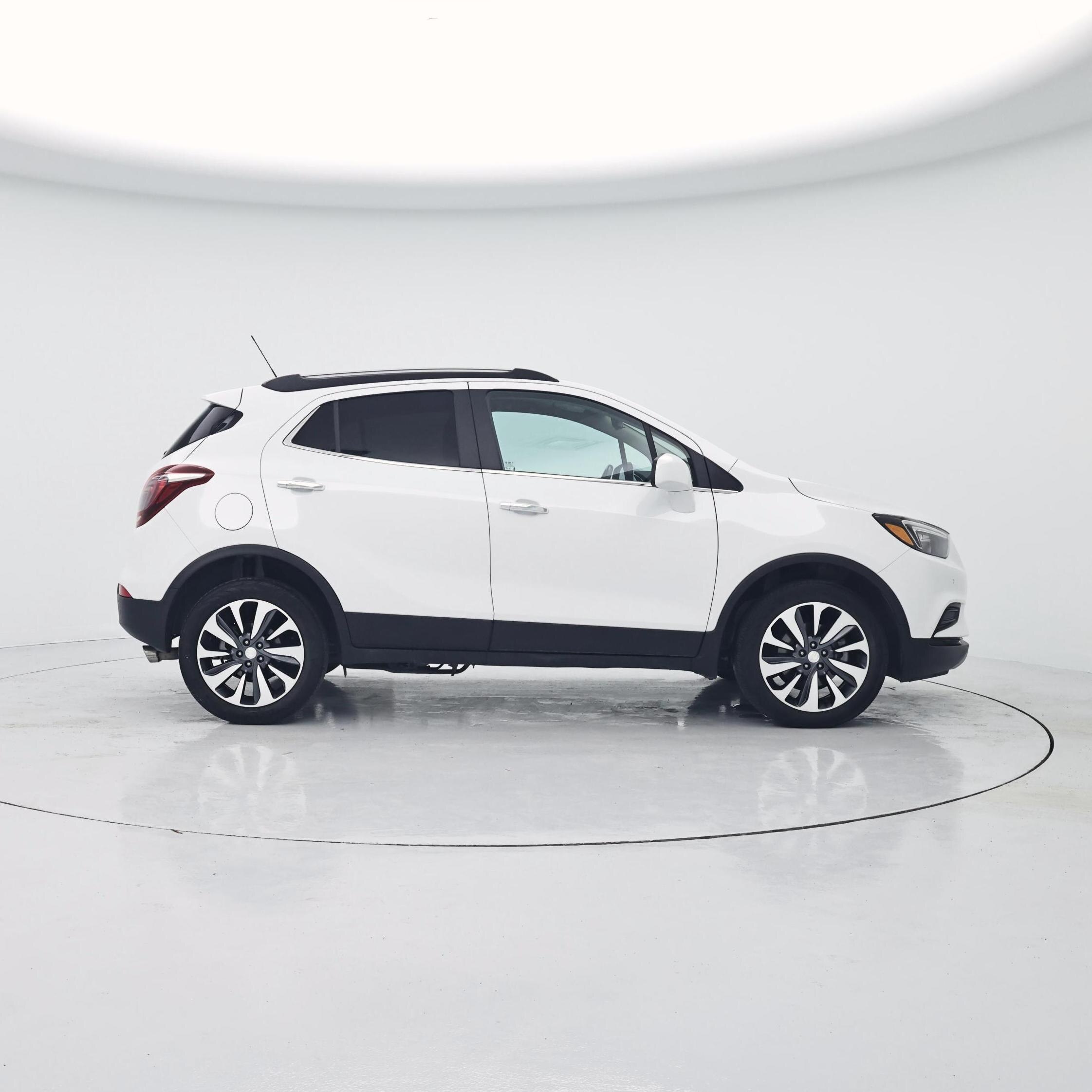 Thumbnail: 2022 Buick Encore - 7