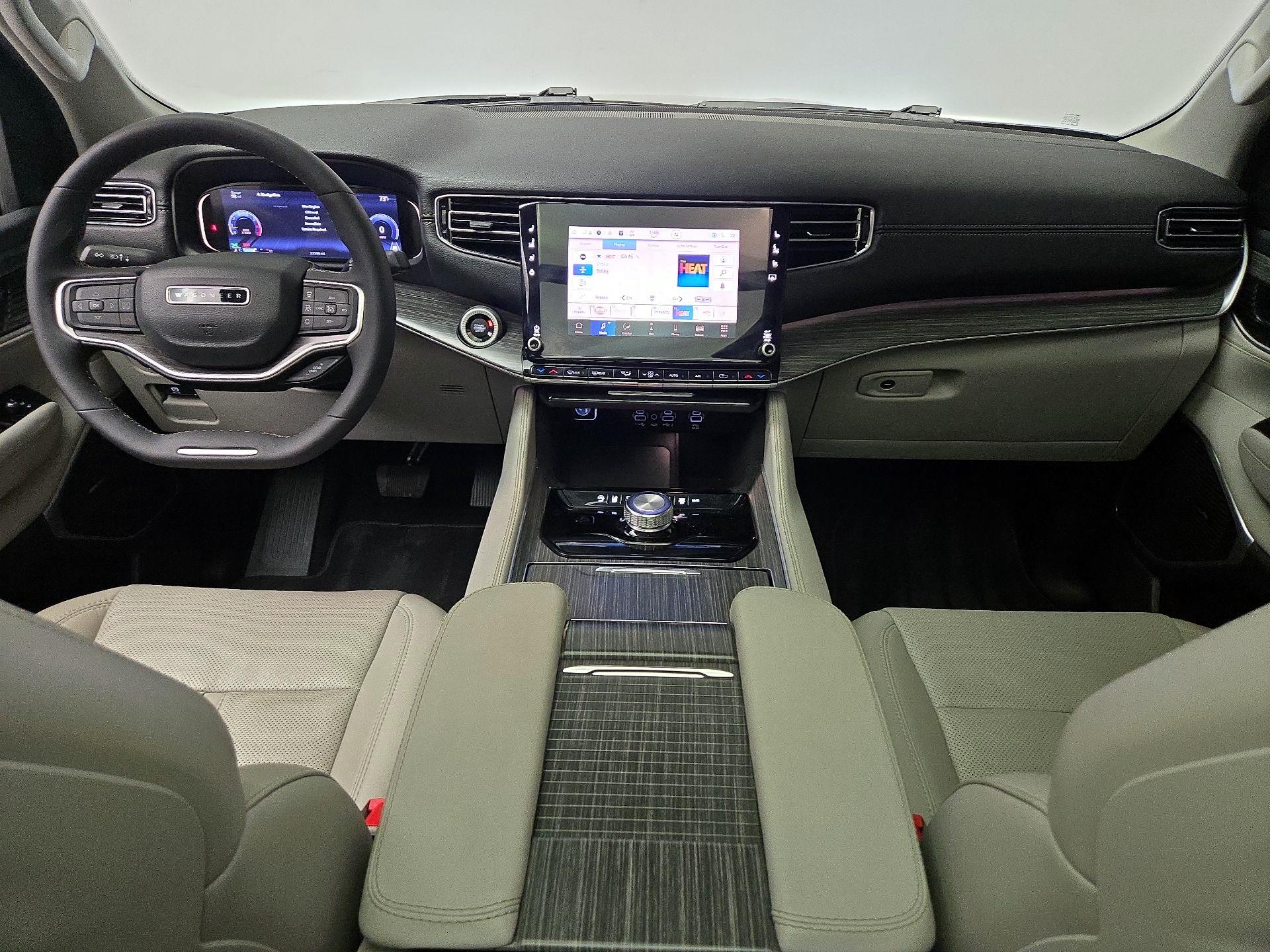 Thumbnail: 2023 Jeep Wagoneer - 9