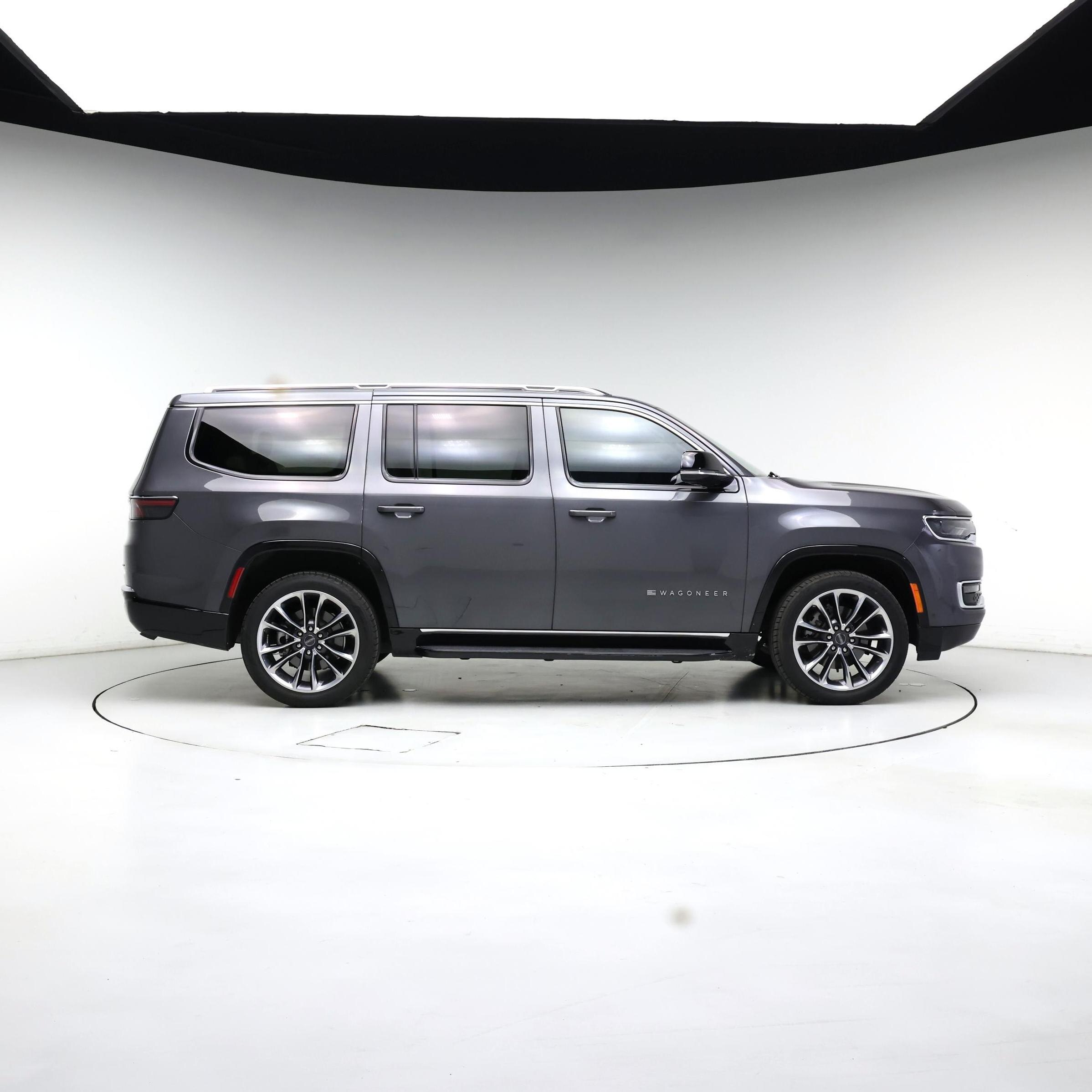 Thumbnail: 2023 Jeep Wagoneer - 7