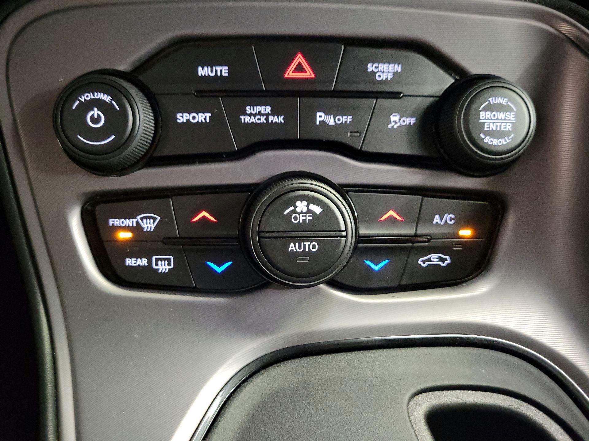 Thumbnail: 2023 Dodge Challenger - 17