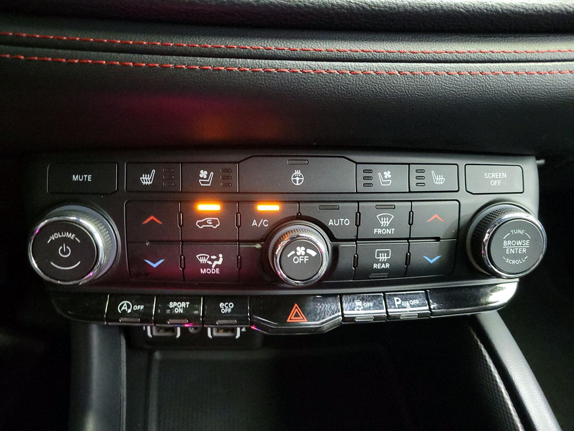 Thumbnail: 2023 Dodge Durango - 17