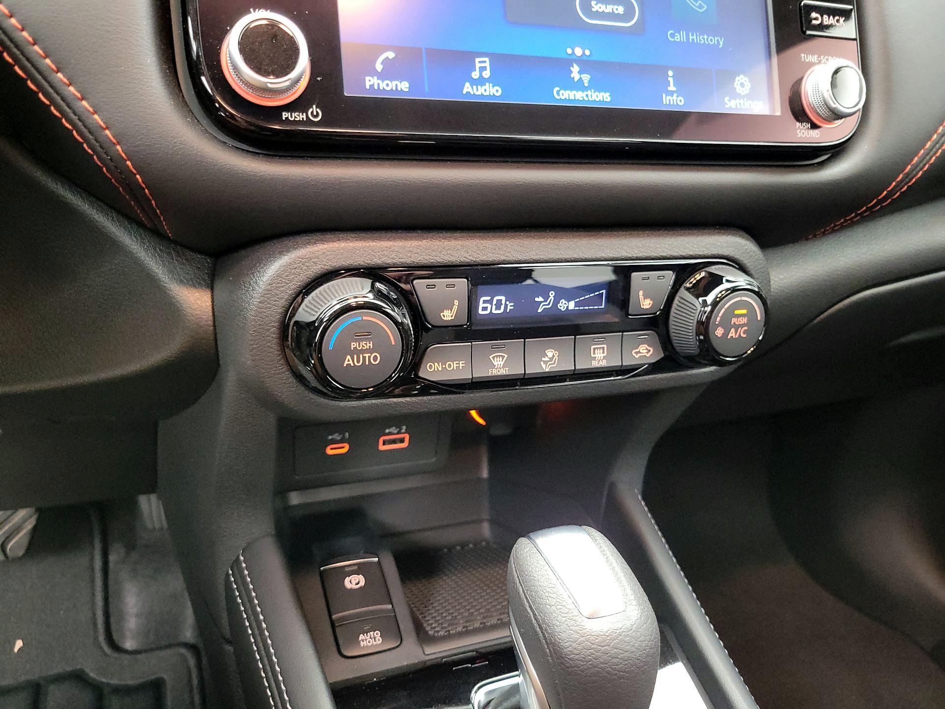 Thumbnail: 2024 Nissan Kicks - 16