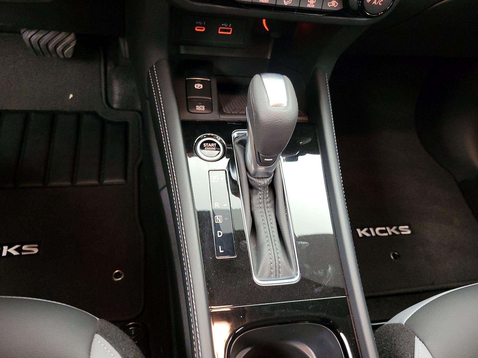 Thumbnail: 2024 Nissan Kicks - 17