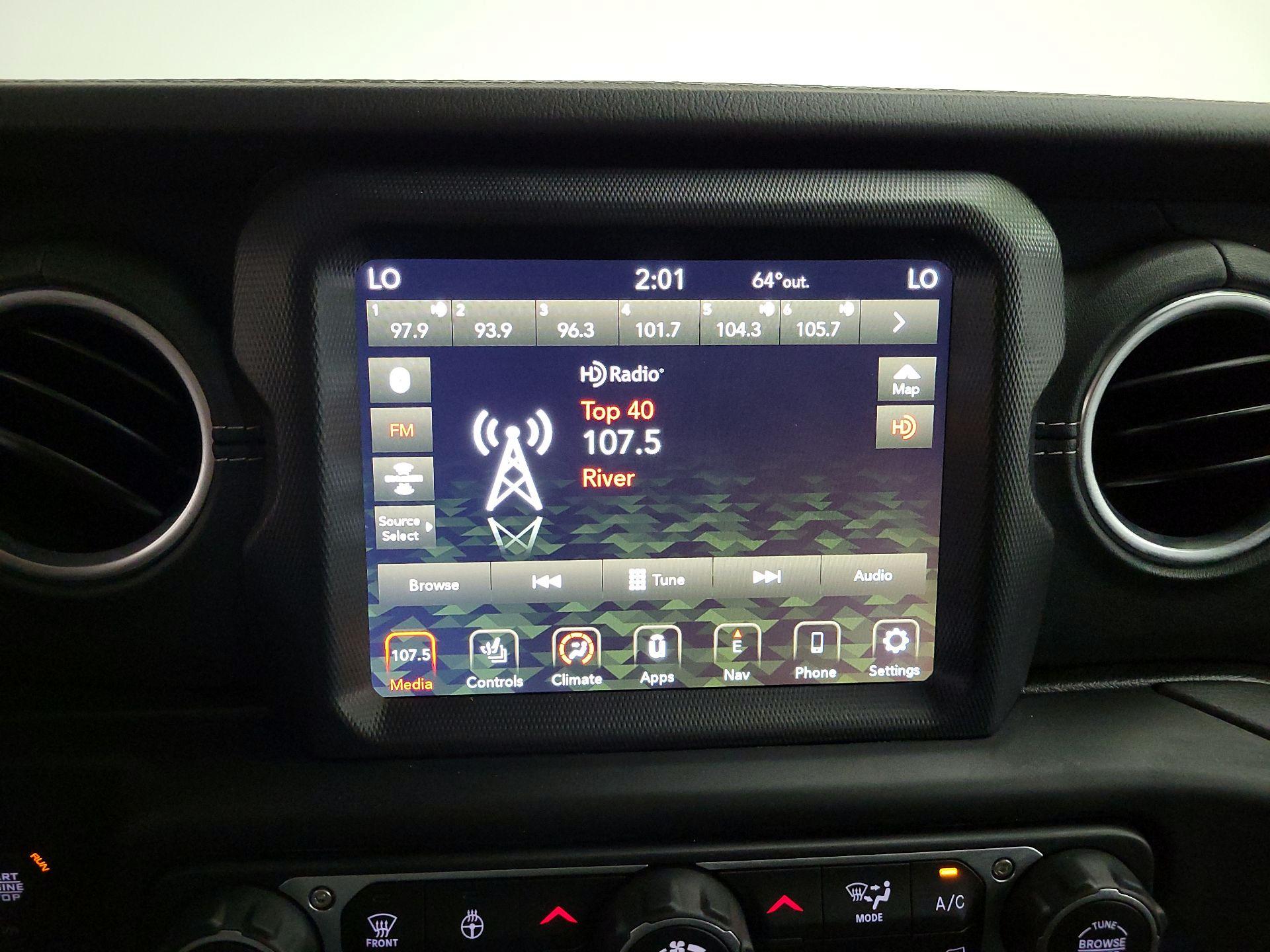 Thumbnail: 2020 Jeep Gladiator - 16