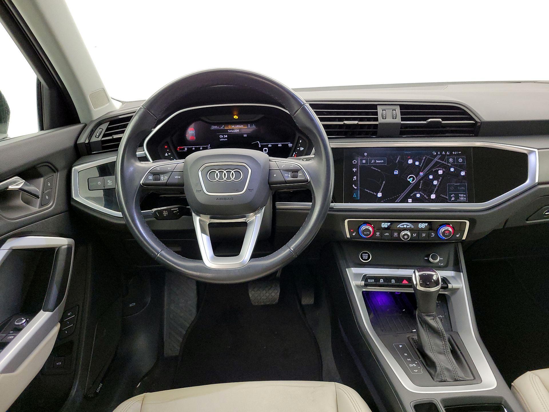 Thumbnail: 2024 Audi Q3 - 10