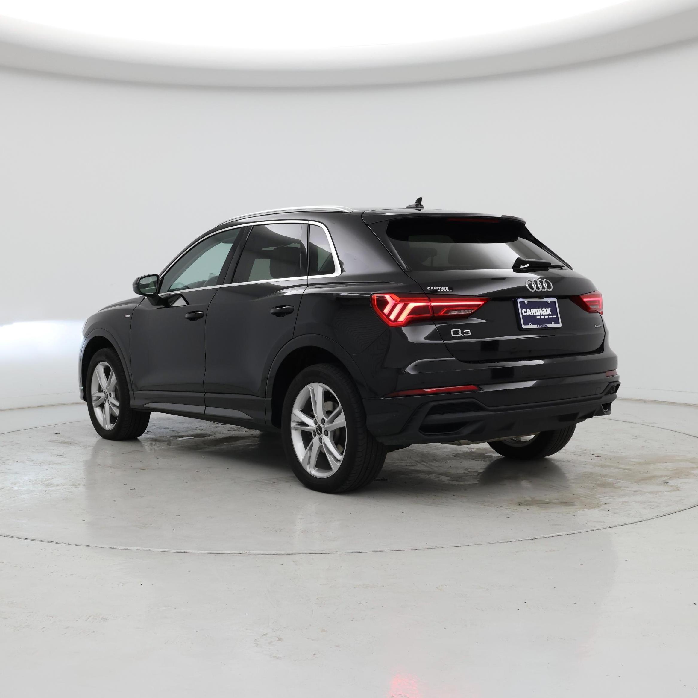 Thumbnail: 2024 Audi Q3 - 2