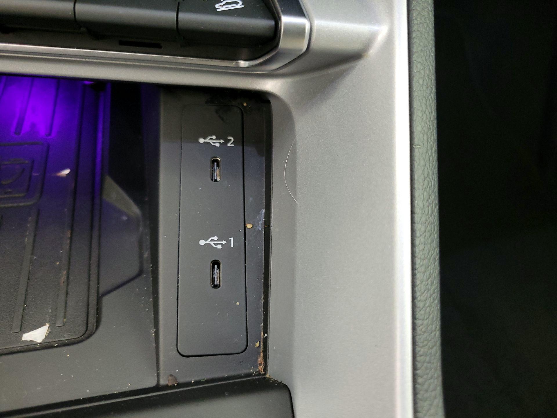 Thumbnail: 2024 Audi Q3 - 19