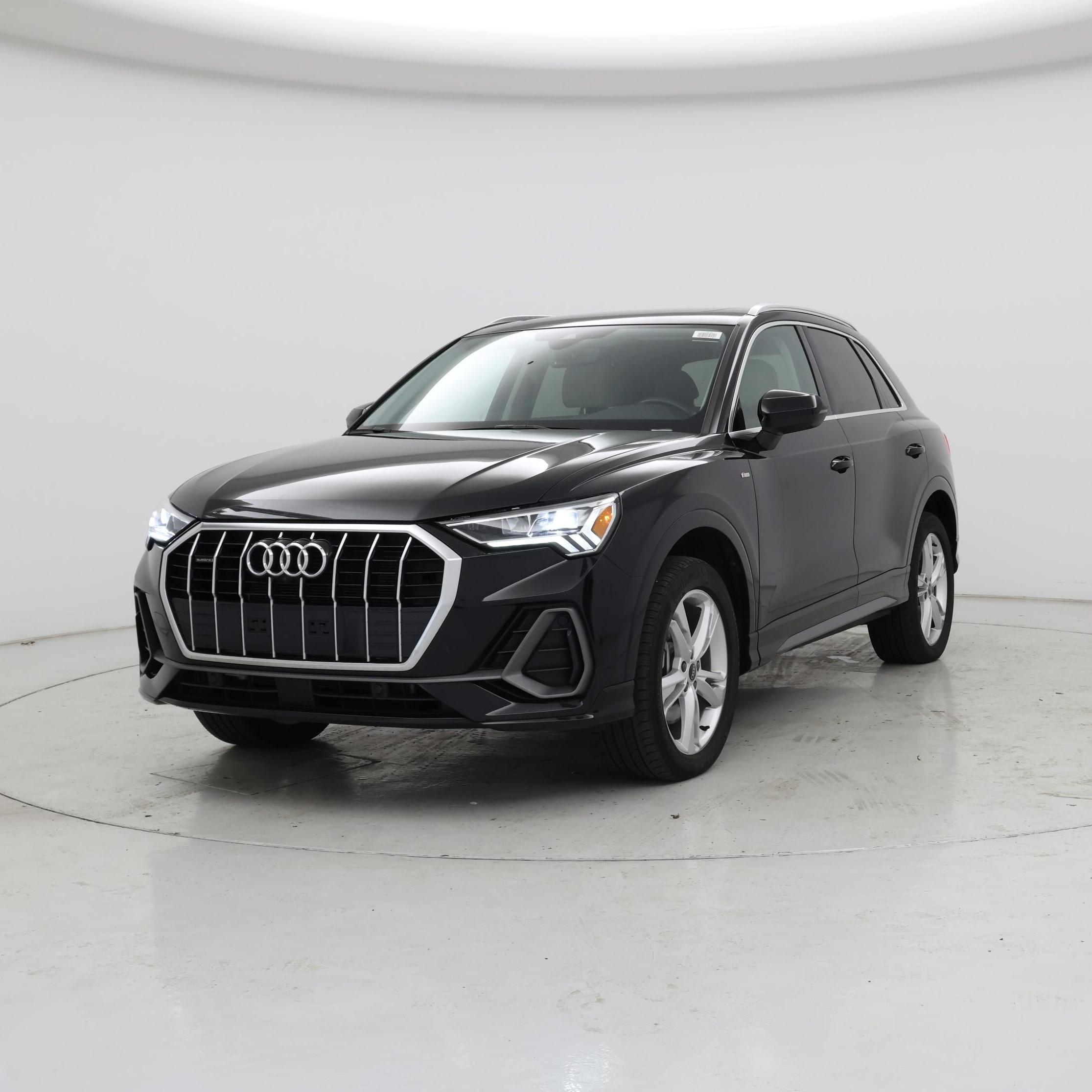 Thumbnail: 2024 Audi Q3 - 4