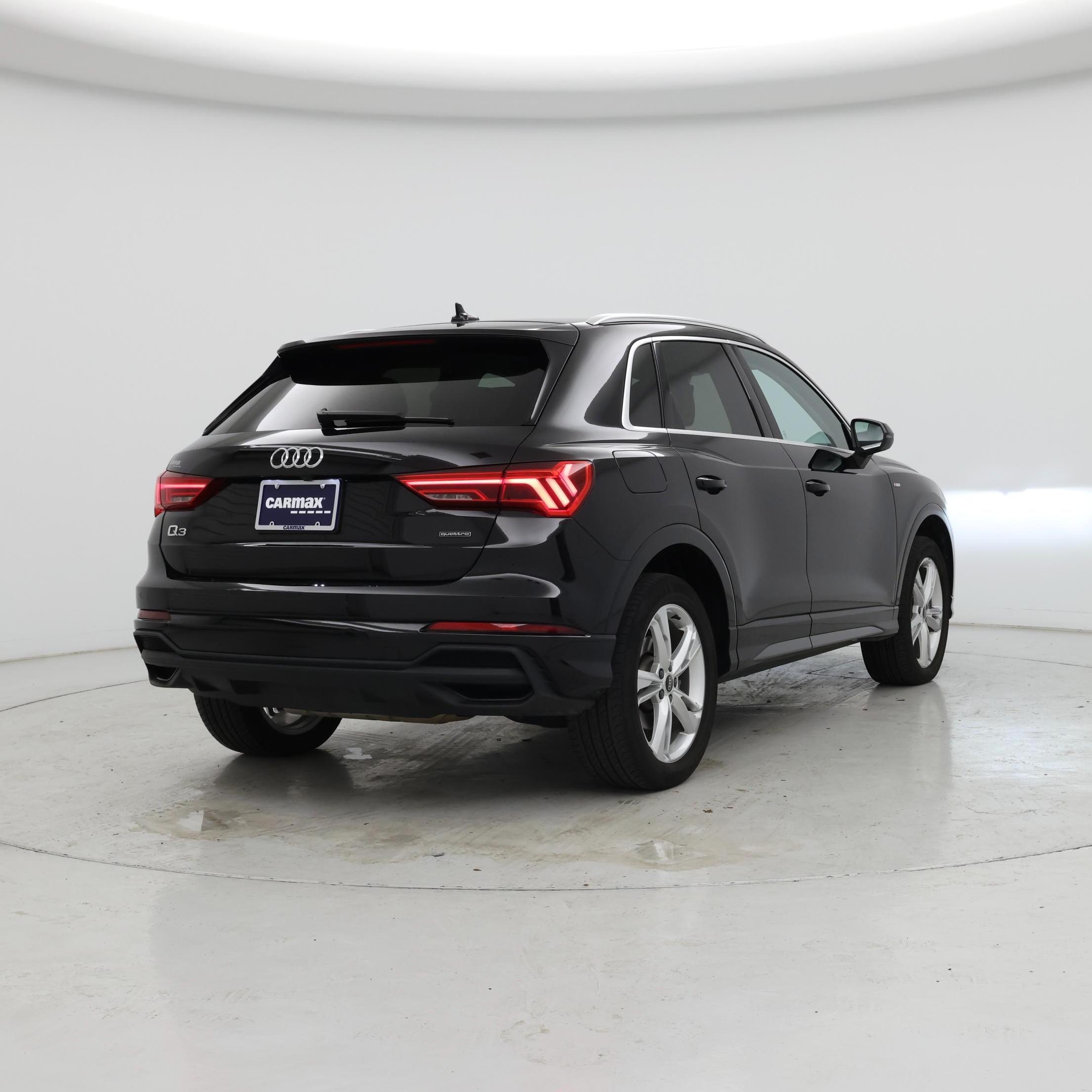 Thumbnail: 2024 Audi Q3 - 8