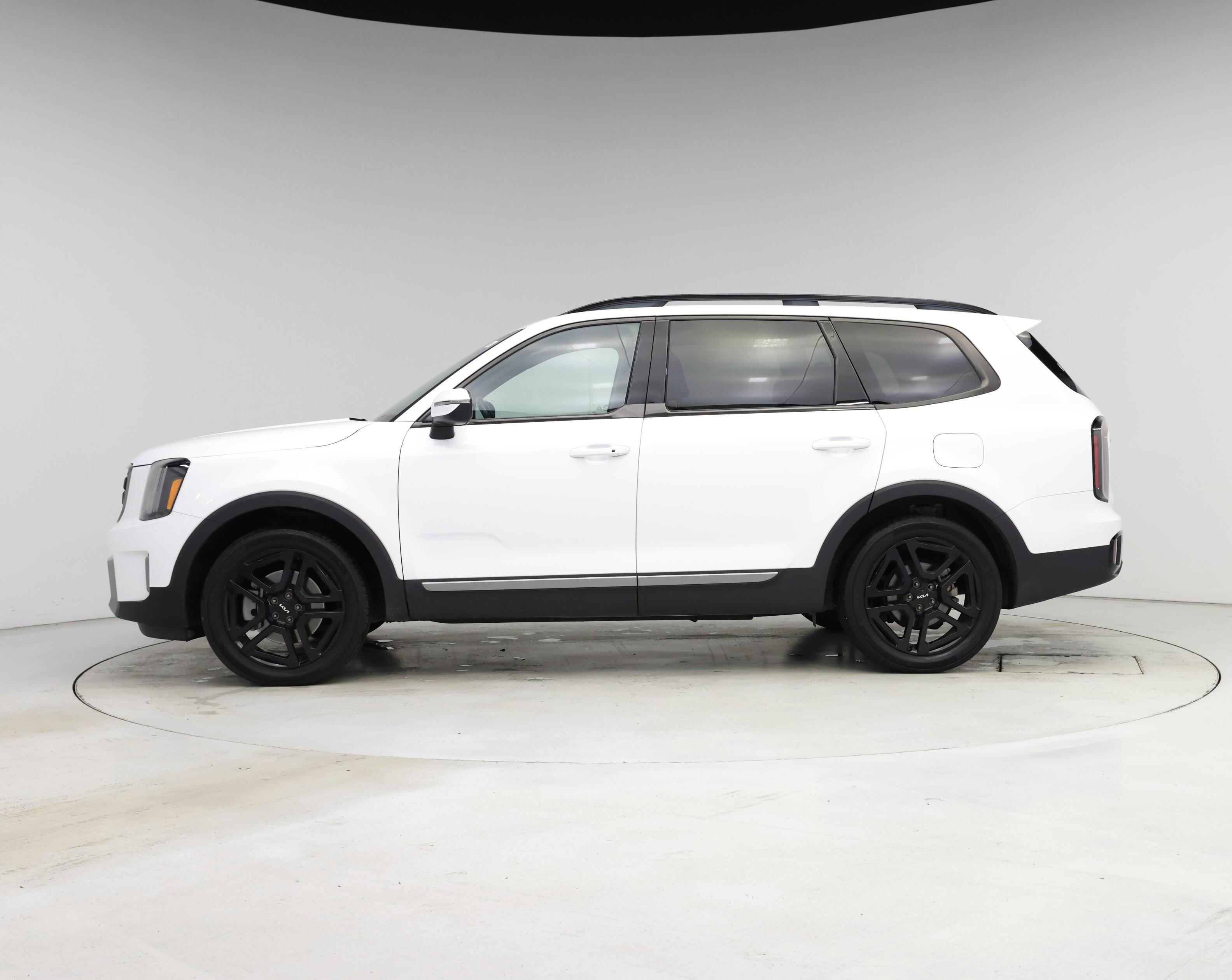 Thumbnail: 2023 Kia Telluride - 3