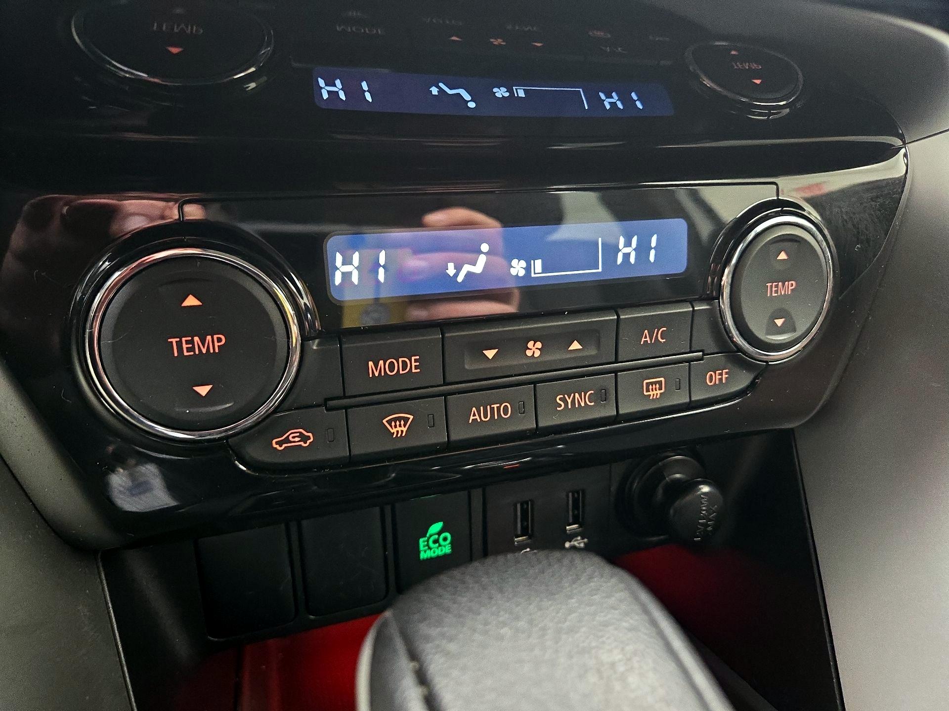 Thumbnail: 2018 Mitsubishi Eclipse Cross - 16