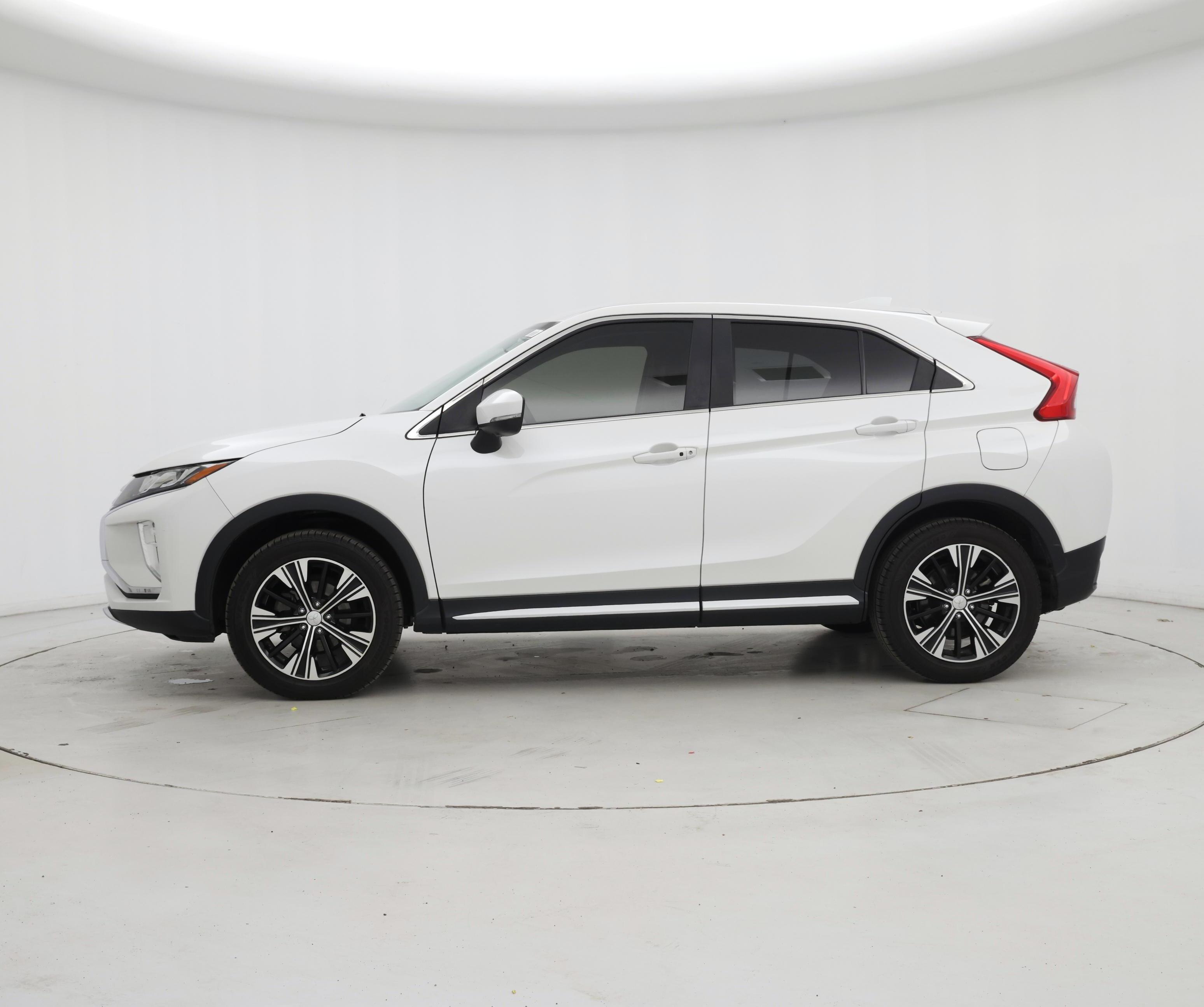 Thumbnail: 2018 Mitsubishi Eclipse Cross - 3