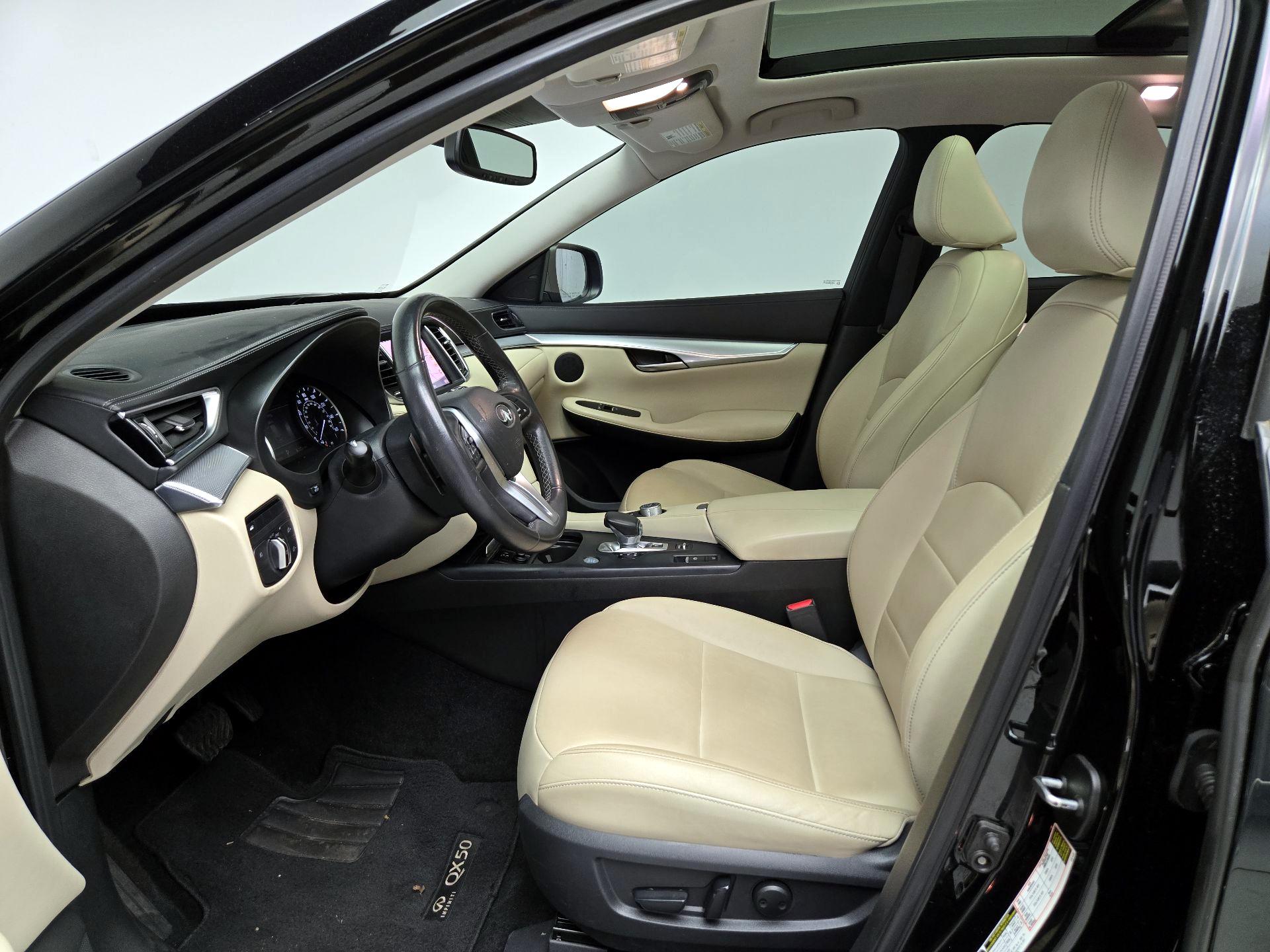 Thumbnail: 2019 INFINITI QX50 - 11