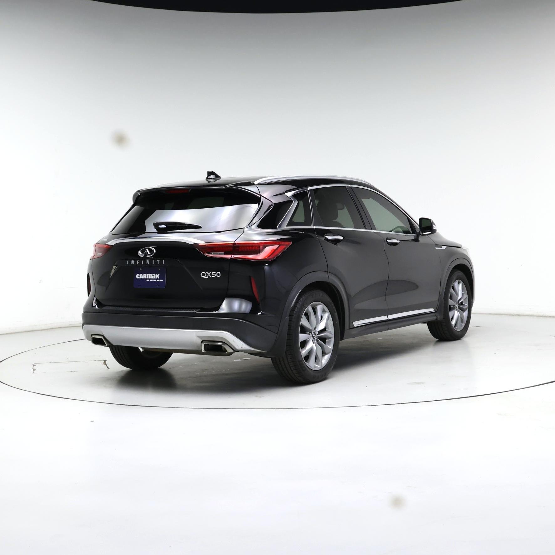 Thumbnail: 2019 INFINITI QX50 - 8