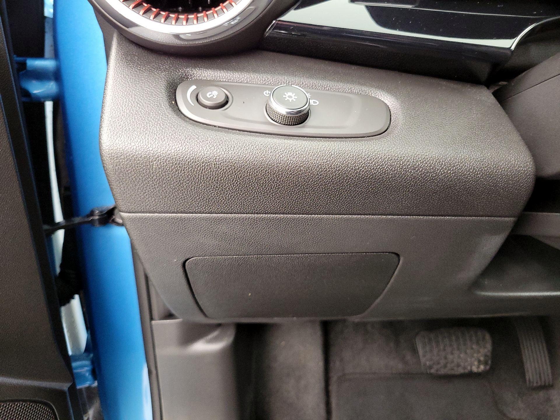 Thumbnail: 2025 Chevrolet Trax - 13