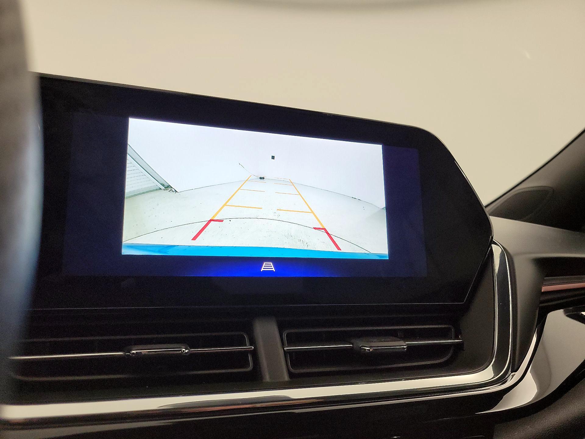 Thumbnail: 2025 Chevrolet Trax - 14