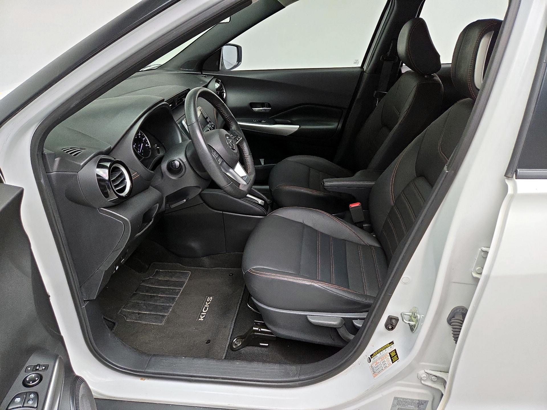 Thumbnail: 2020 Nissan Kicks - 11