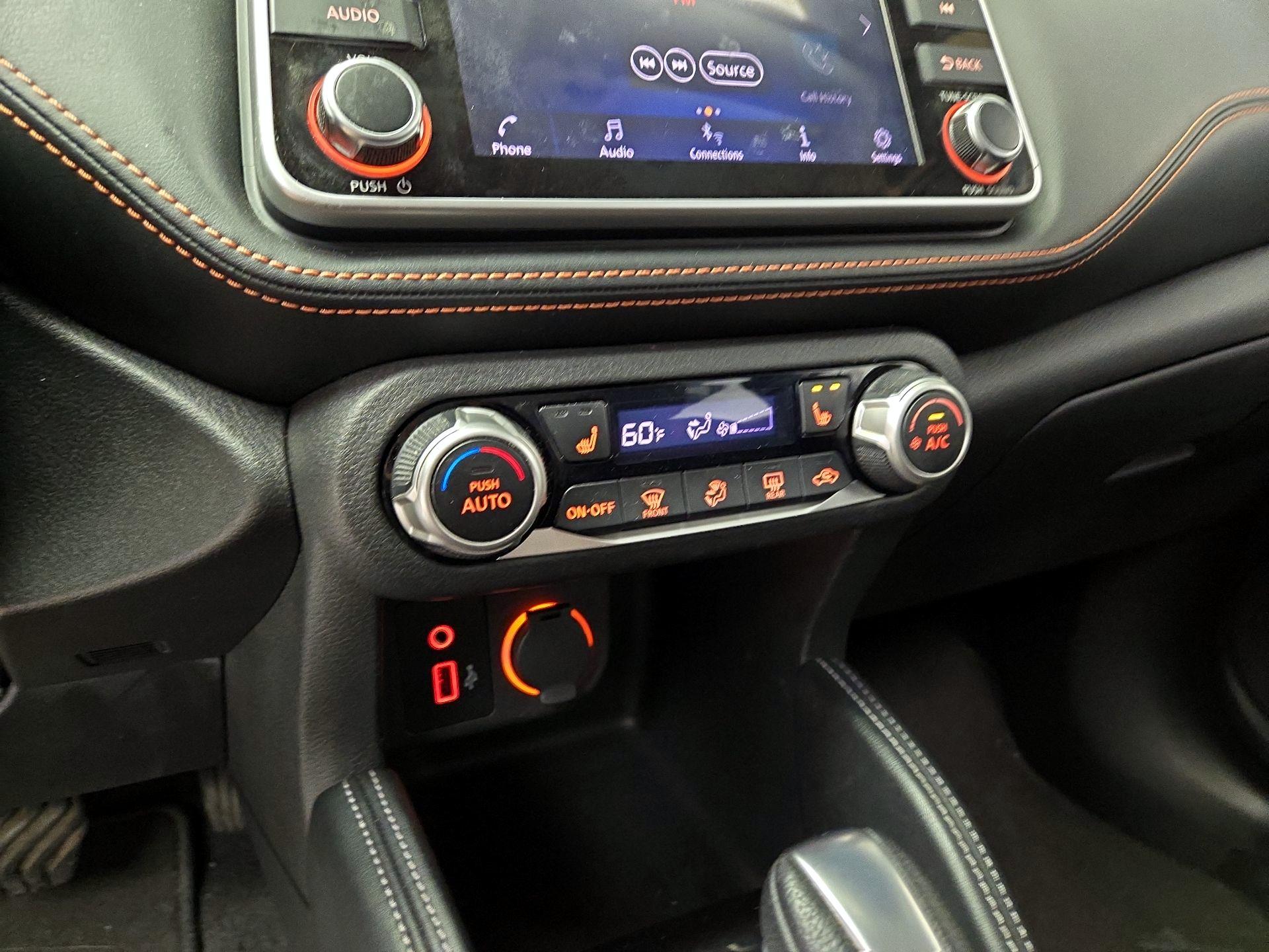 Thumbnail: 2020 Nissan Kicks - 15