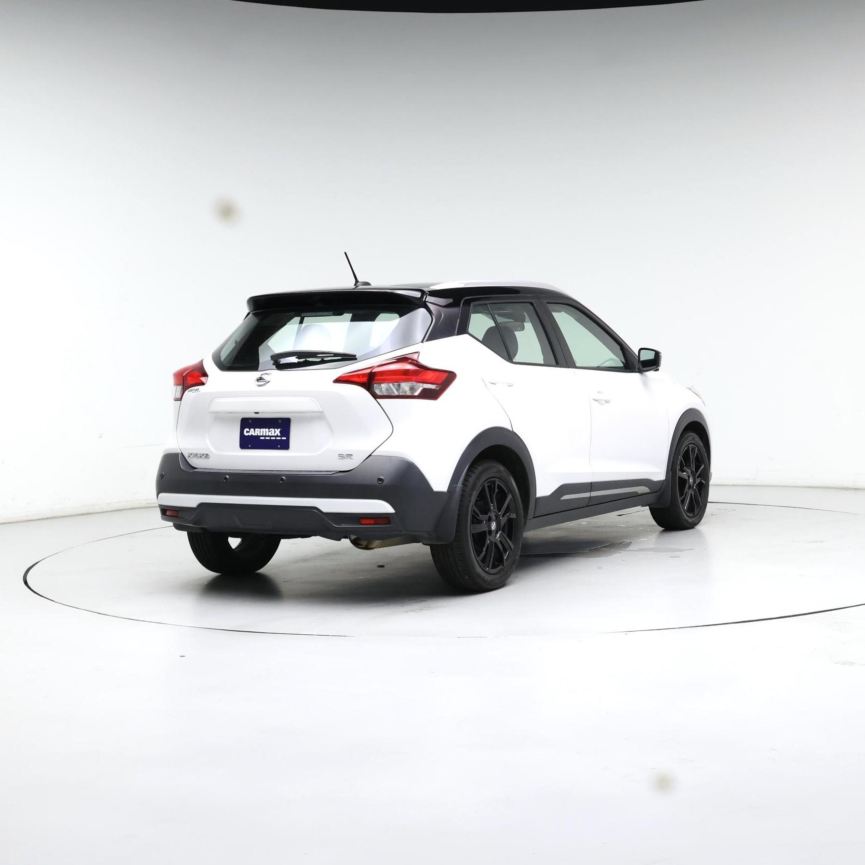 Thumbnail: 2020 Nissan Kicks - 8