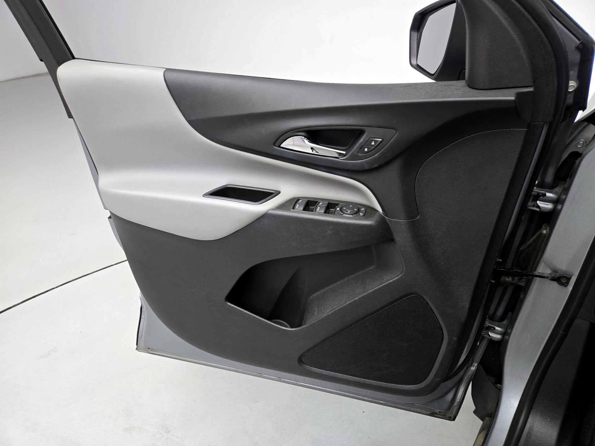 Thumbnail: 2023 Chevrolet Equinox - 12