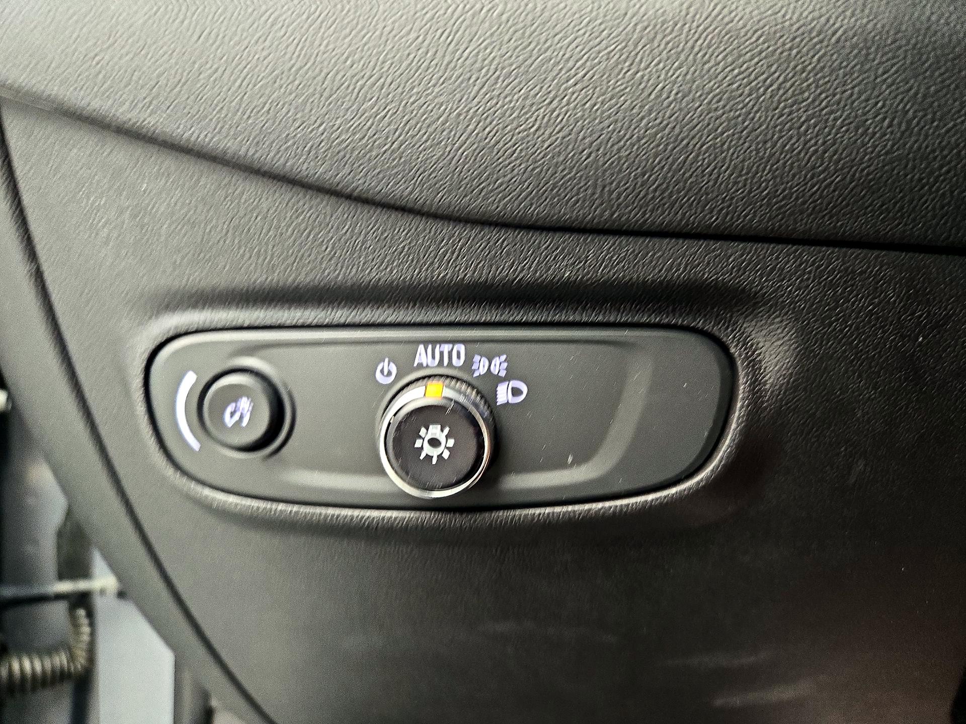 Thumbnail: 2023 Chevrolet Equinox - 13