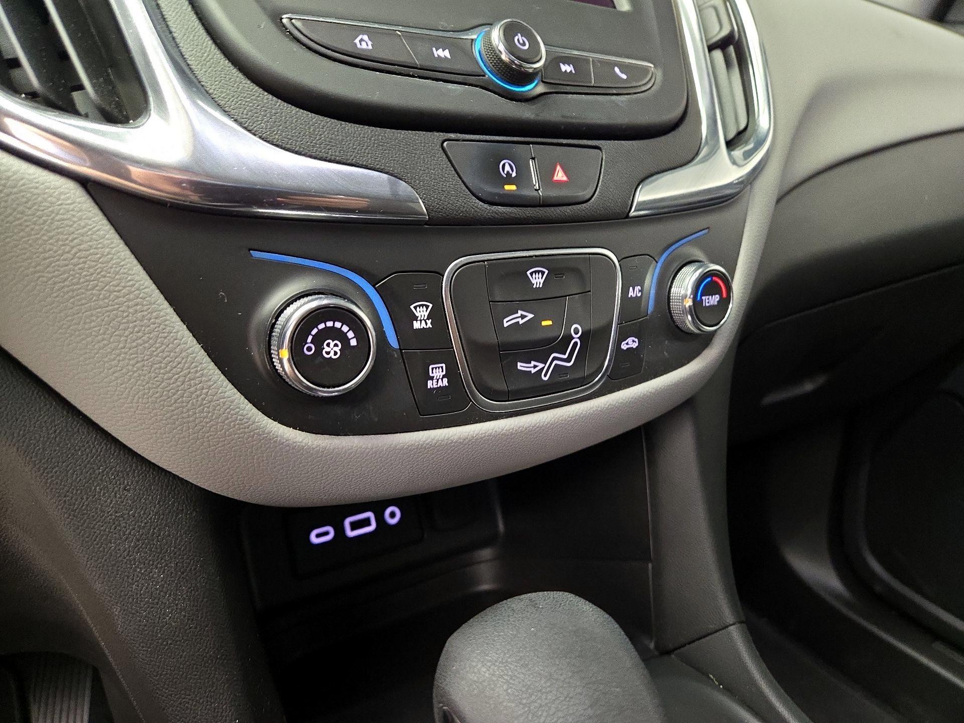 Thumbnail: 2023 Chevrolet Equinox - 16