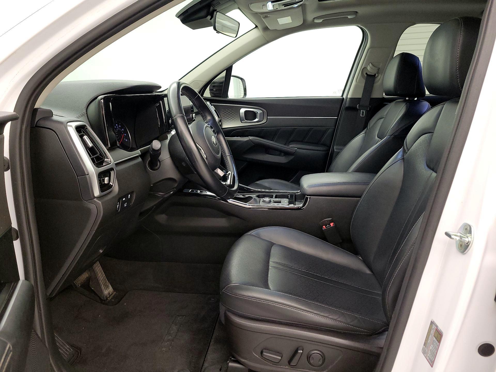 Thumbnail: 2021 Kia Sorento - 11