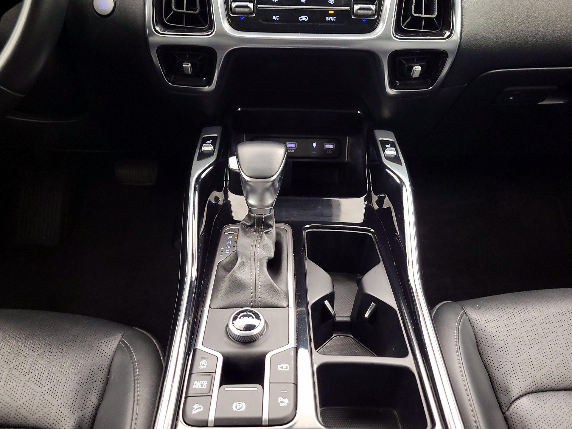 Thumbnail: 2021 Kia Sorento - 18