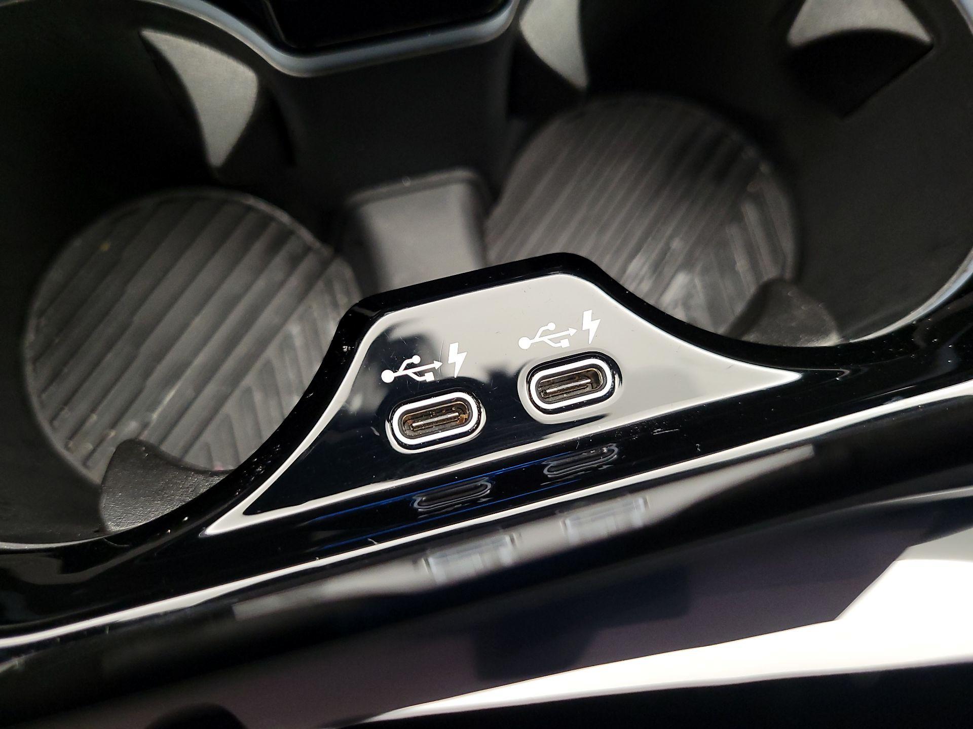Thumbnail: 2025 BMW 5 Series - 19