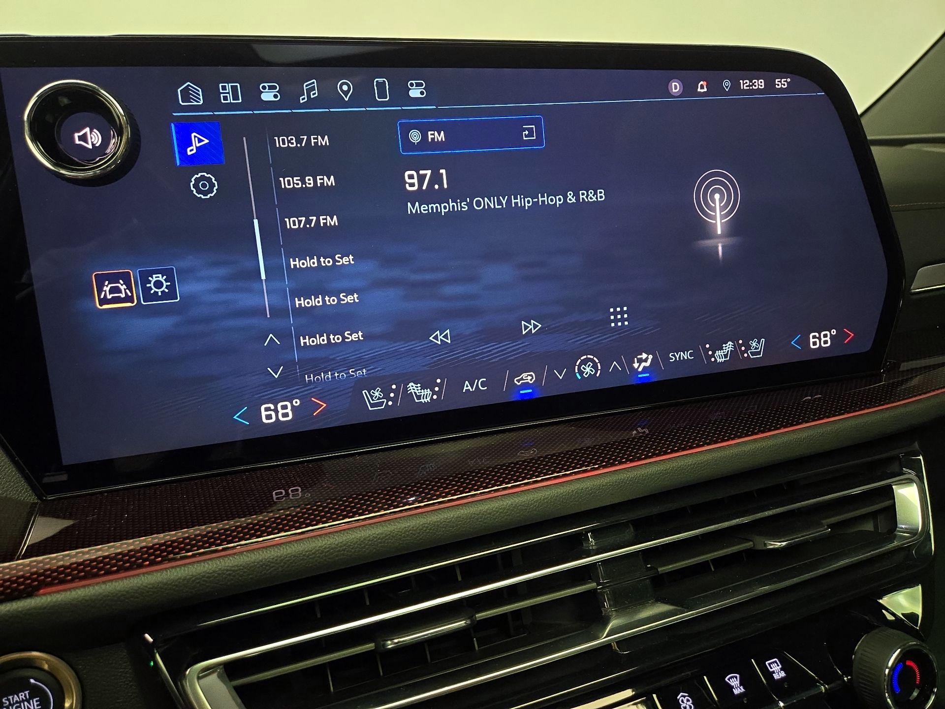 Thumbnail: 2024 Chevrolet Traverse - 16