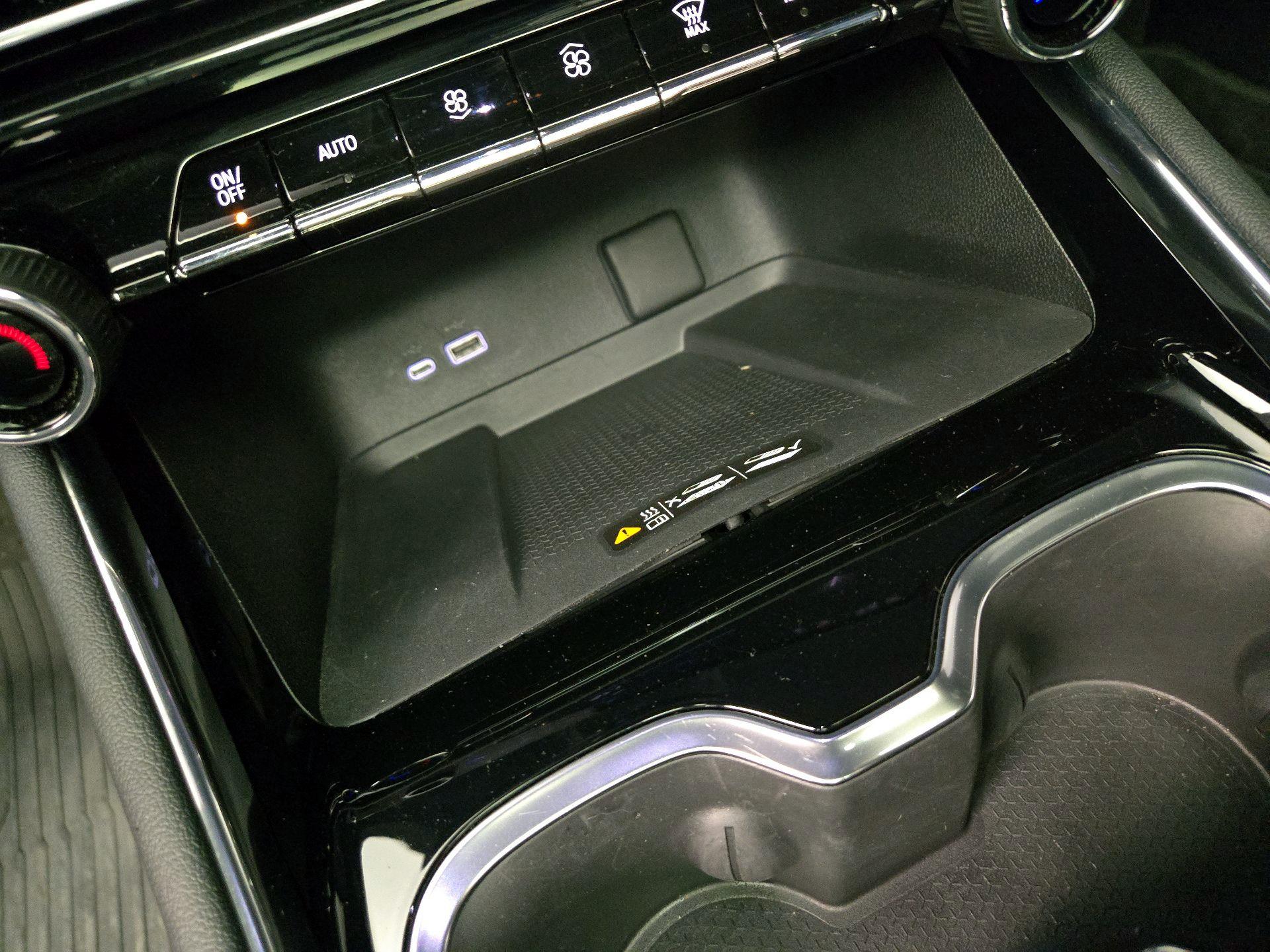 Thumbnail: 2024 Chevrolet Traverse - 19