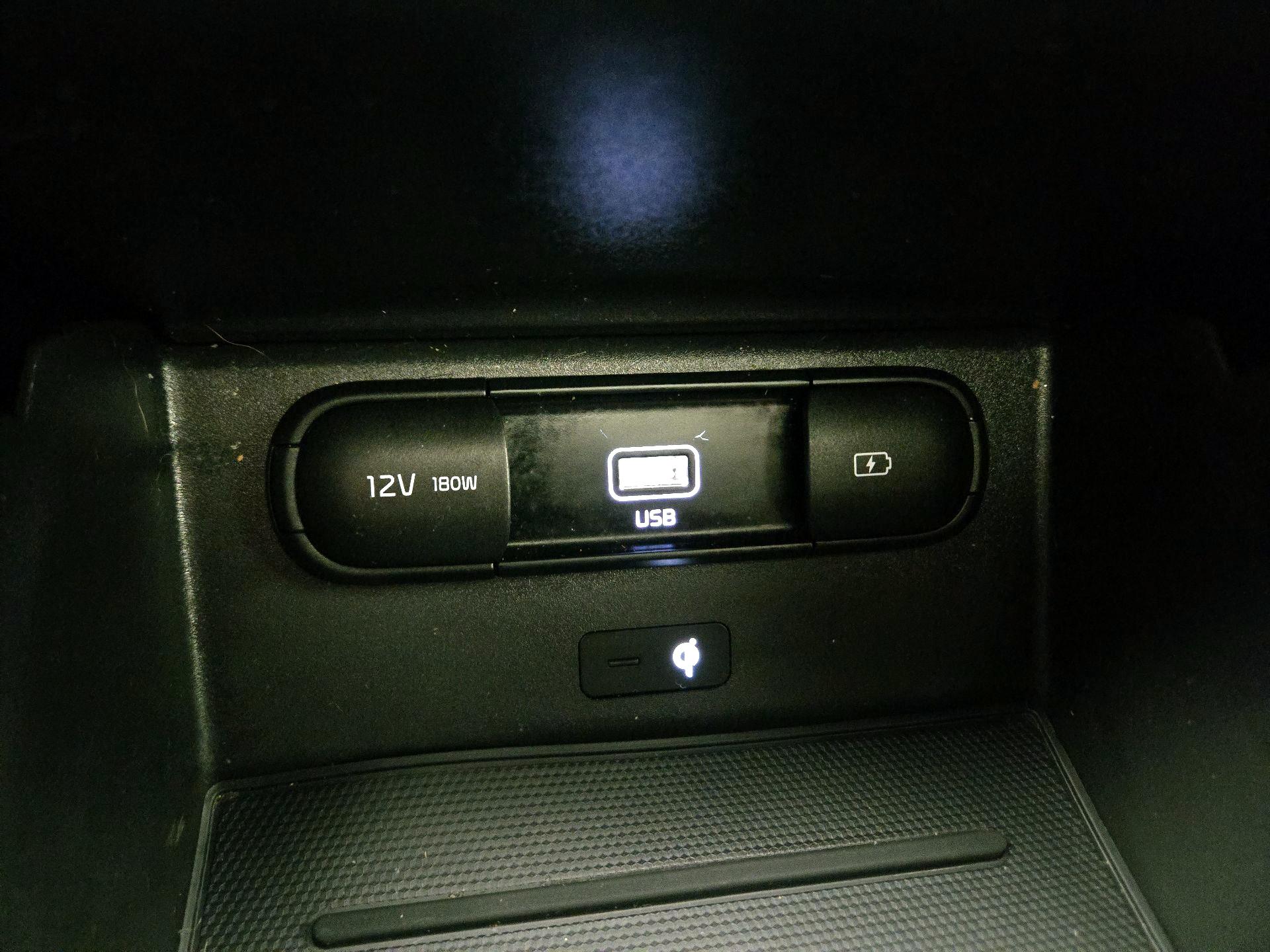 Thumbnail: 2022 Kia Telluride - 19