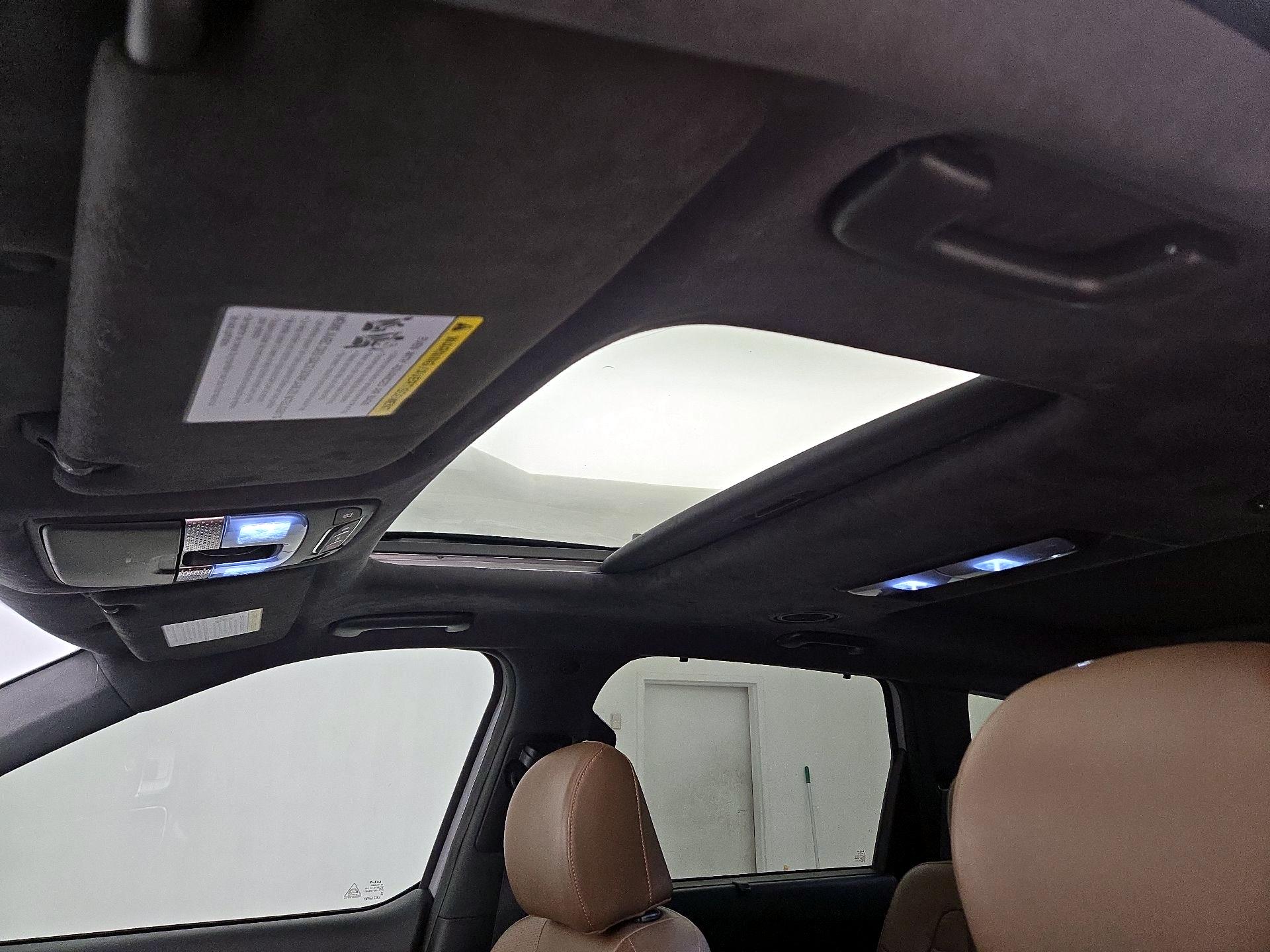 Thumbnail: 2022 Kia Telluride - 20