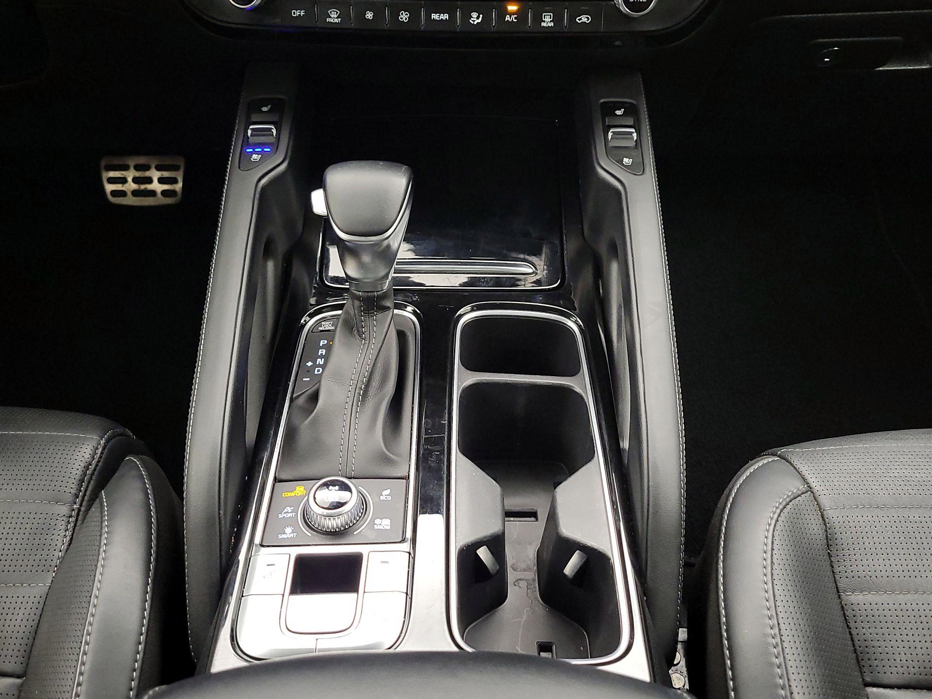 Thumbnail: 2021 Kia Telluride - 17