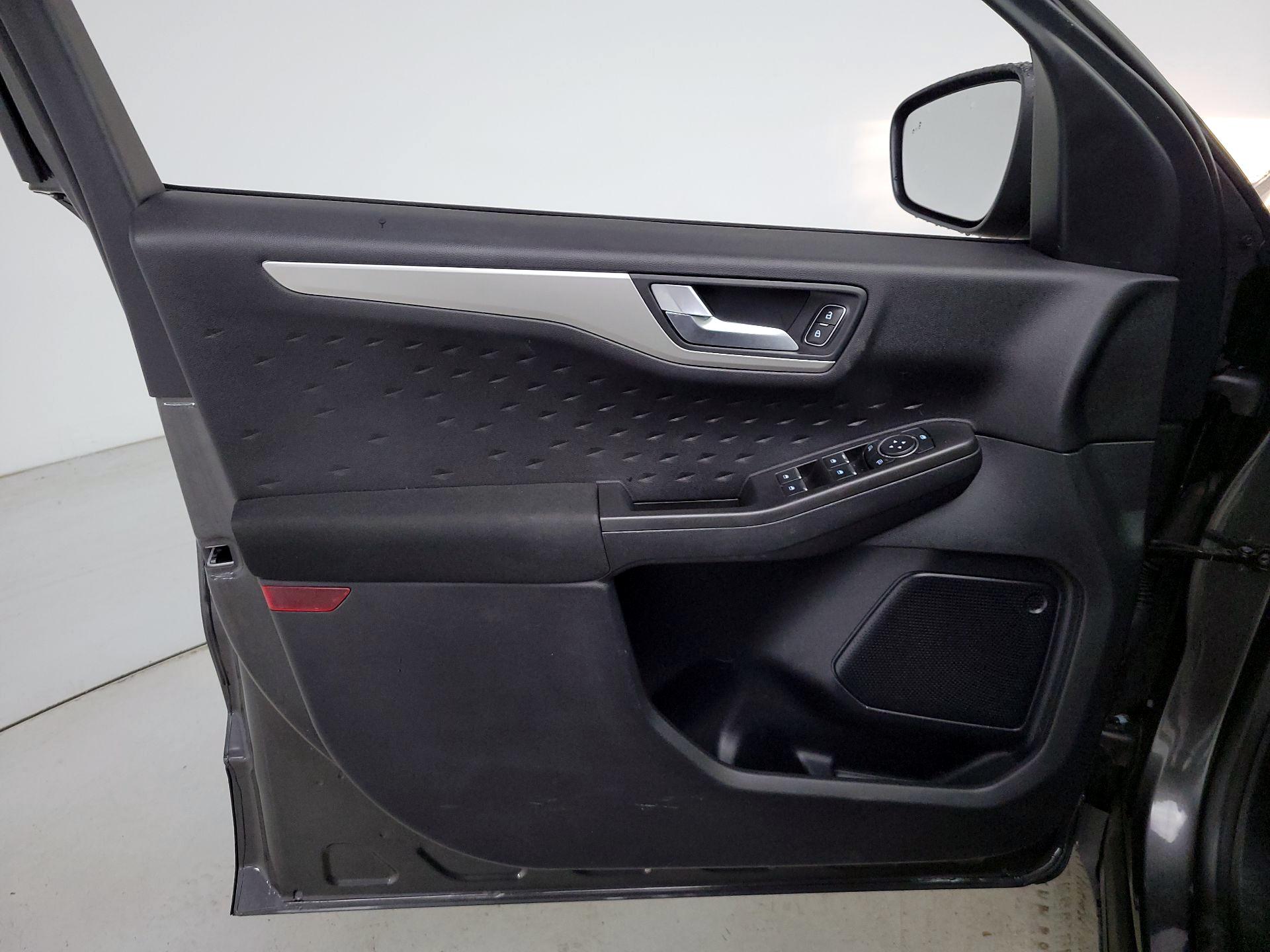 Thumbnail: 2020 Ford Escape - 12